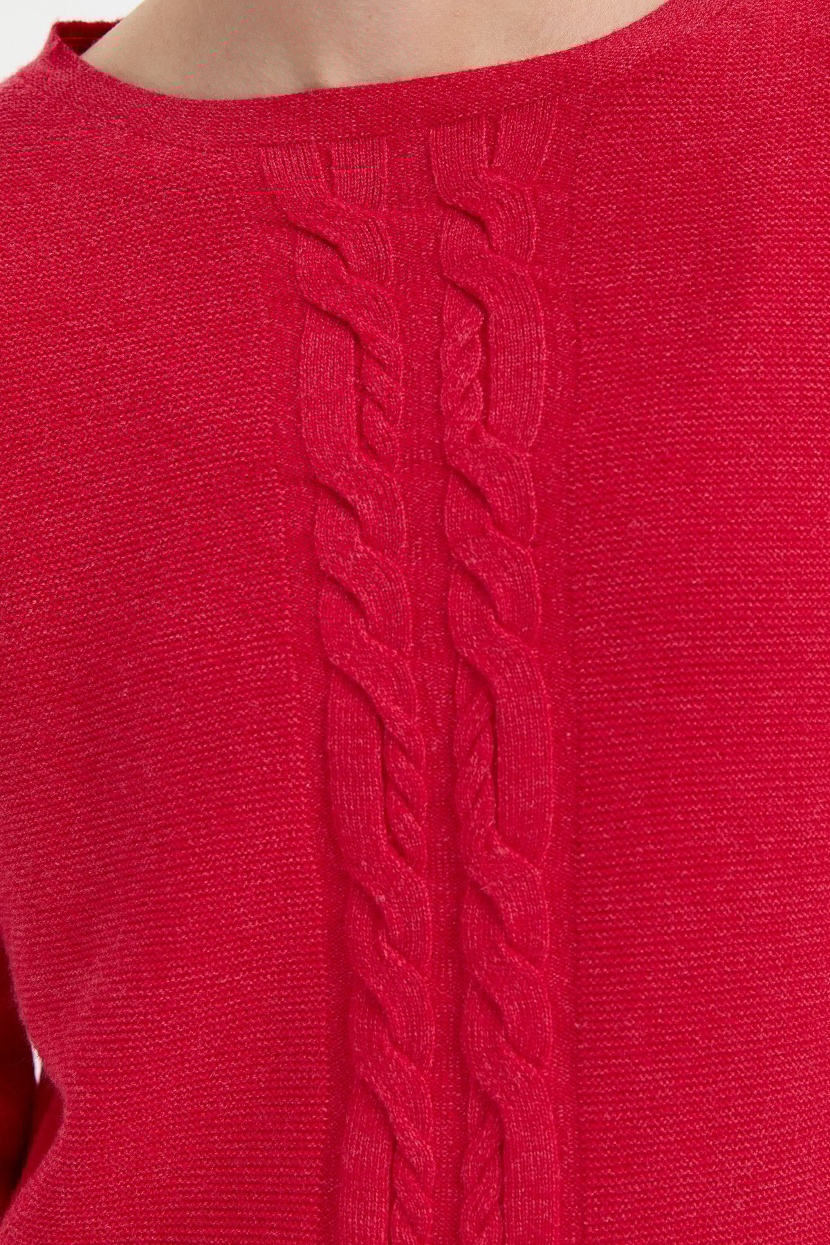24185Kadın Sıfır Yaka Önü Saç Örgülü Kazak Kırmızı