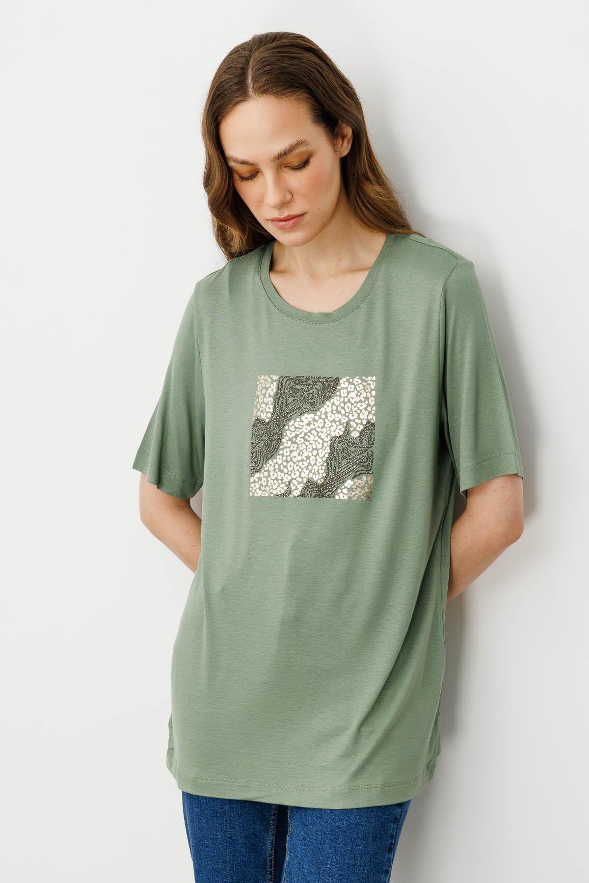 25834Kadın Sıfır Yaka Önü Taş Baskılı Penye T-shirt Haki