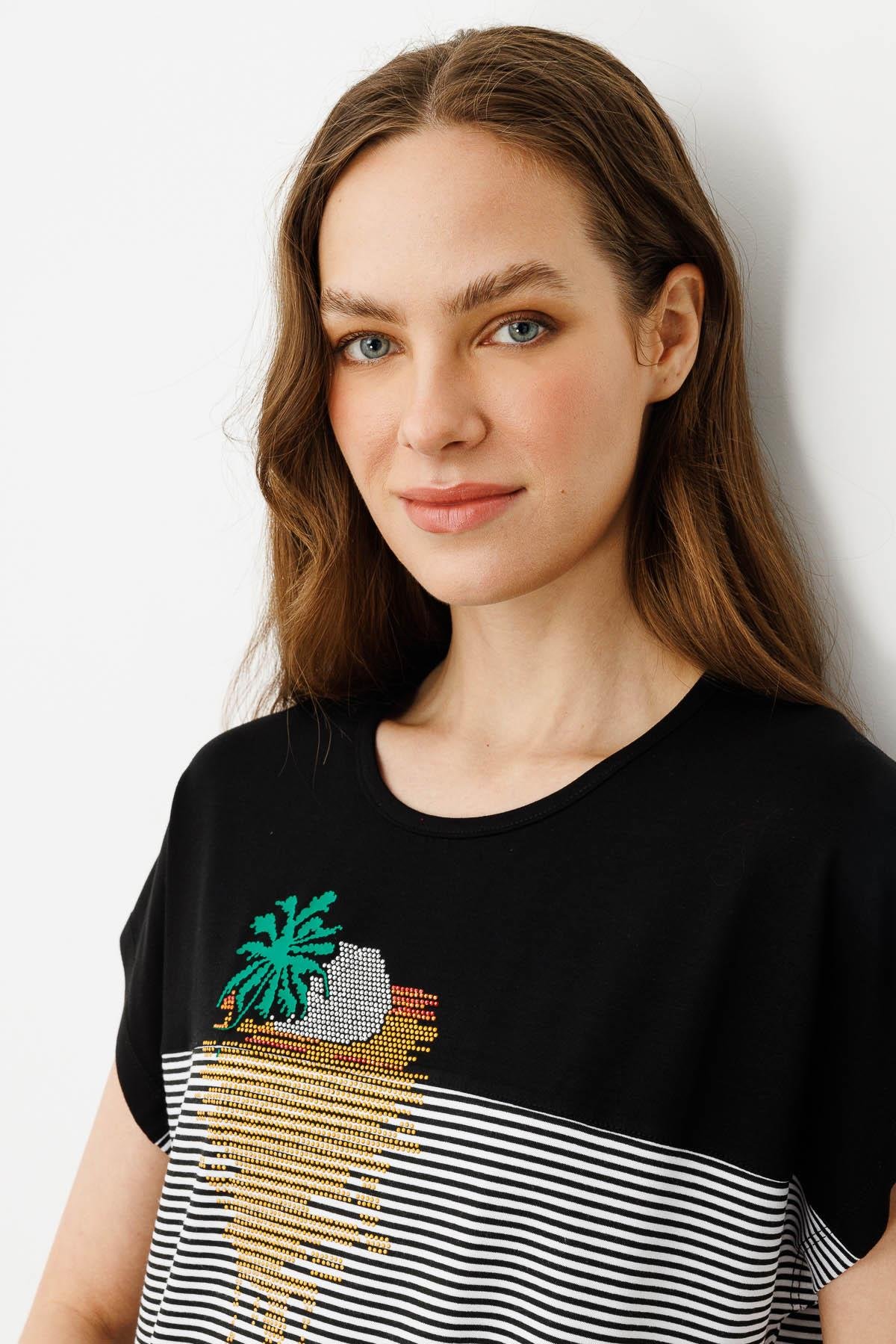 22760Kadın Sıfır Yaka Önü Taşlı Penye T-shirt Siyah