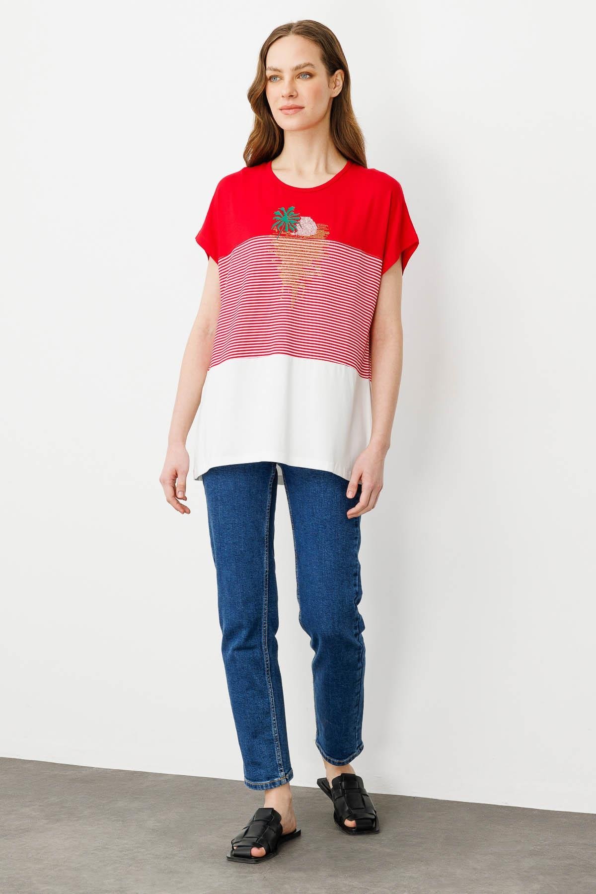 22760Kadın Sıfır Yaka Önü Taşlı Penye T-shirt Kırmızı