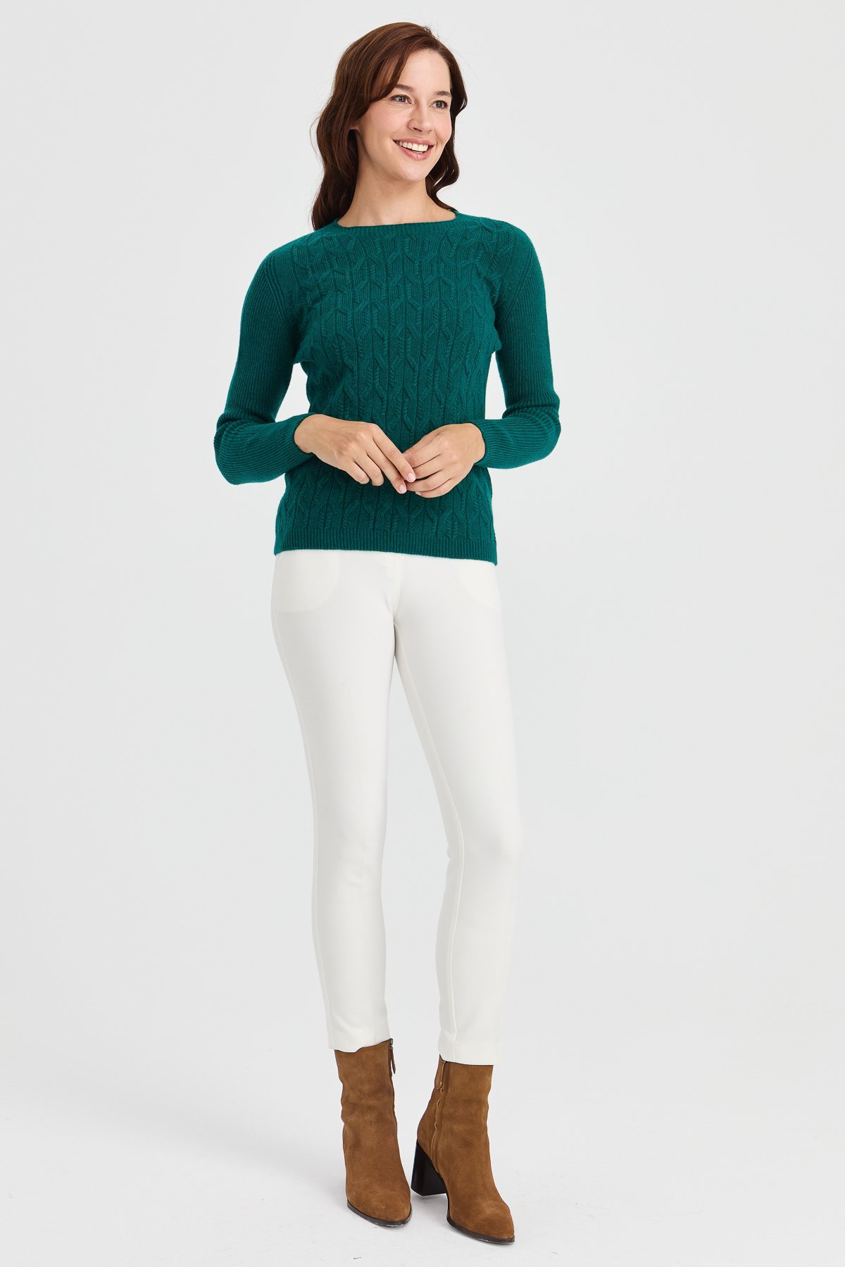 23152Kadın Sıfır Yaka Önü Yürütmeli Yün Kazak K.Ö.başı