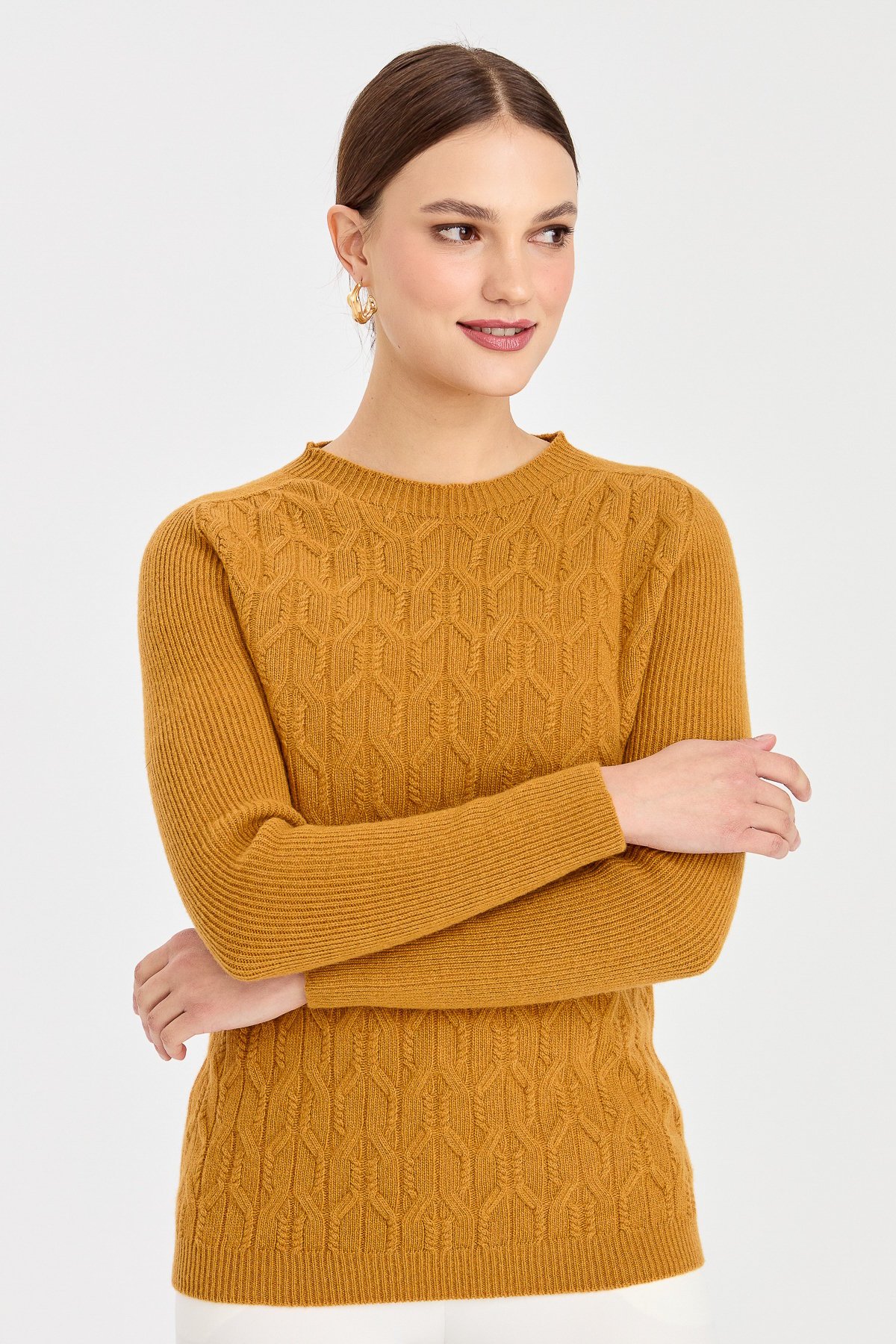 23152Kadın Sıfır Yaka Önü Yürütmeli Yün Kazak Hardal