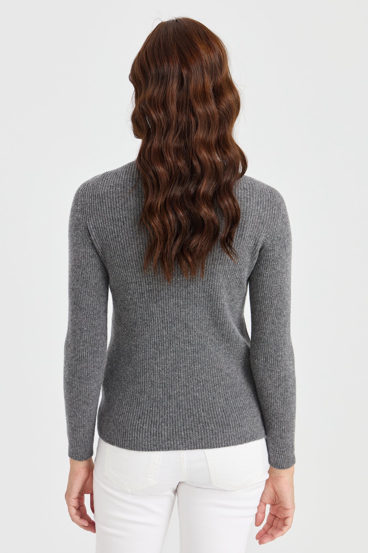 23152Kadın Sıfır Yaka Önü Yürütmeli Yün Kazak Füme