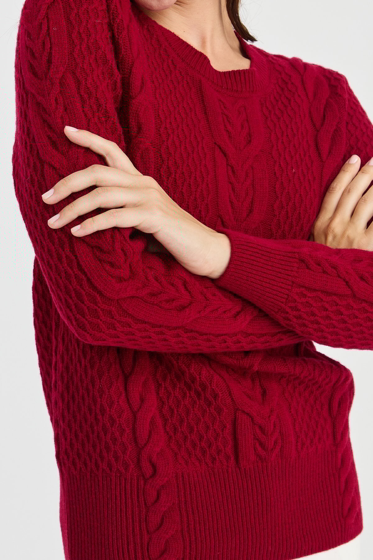 23034Kadın Sıfır Yaka Ortası Saç Örgü Yün Kazak V.Çürüğü