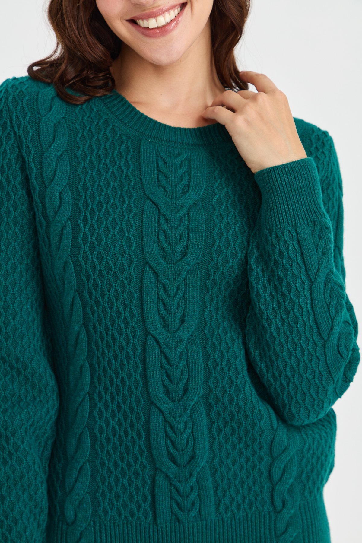 23034Kadın Sıfır Yaka Ortası Saç Örgü Yün Kazak K.Ö.başı