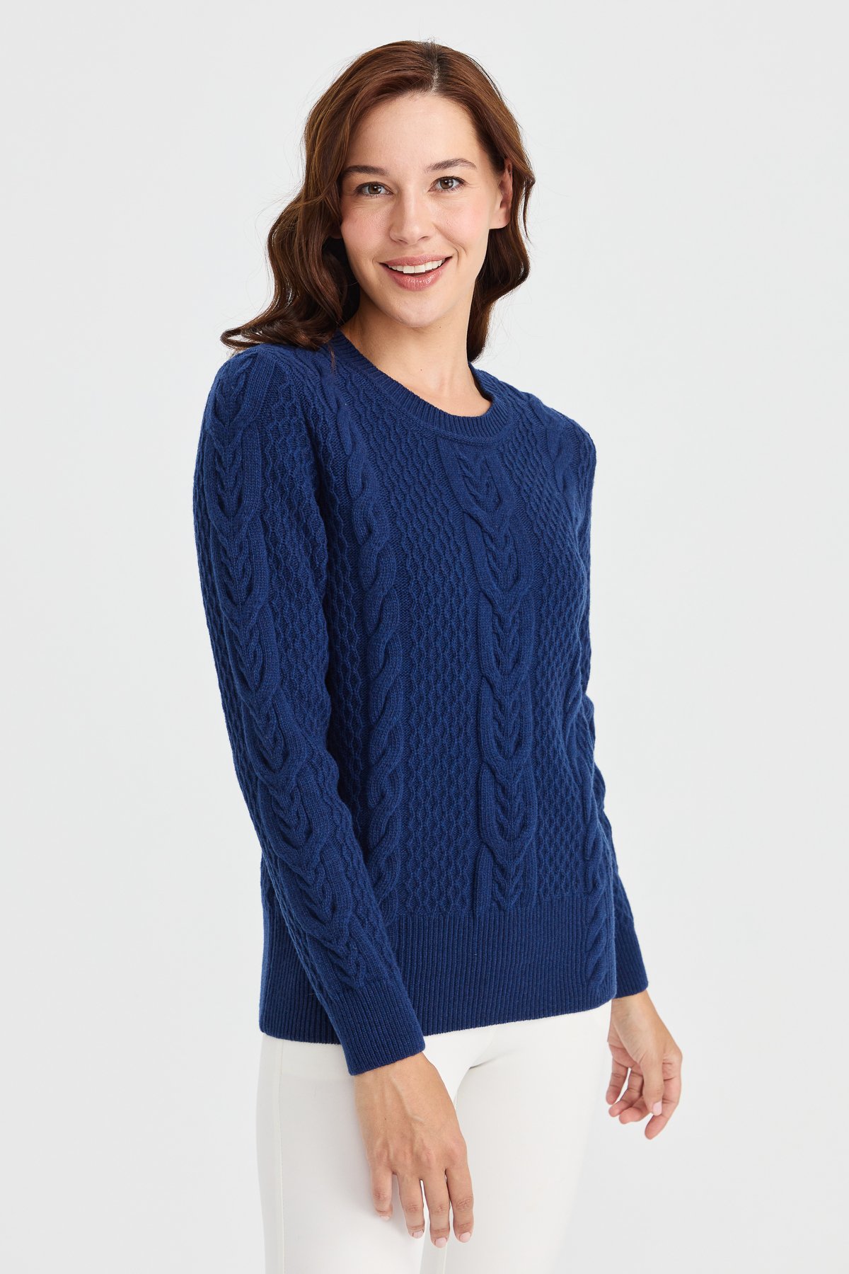 23034Kadın Sıfır Yaka Ortası Saç Örgü Yün Kazak İndigo