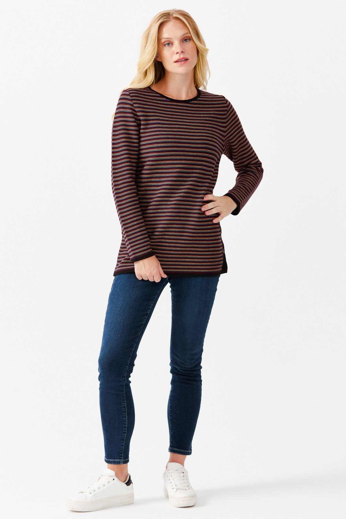 22078Женская туника с круглым вырезом в полоску, с одним боковым разрезом, на пуговицах, черный