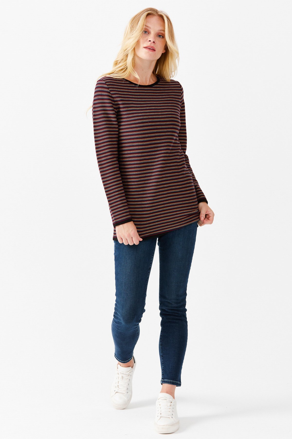 22078Женская туника с круглым вырезом в полоску, с одним боковым разрезом, на пуговицах, черный