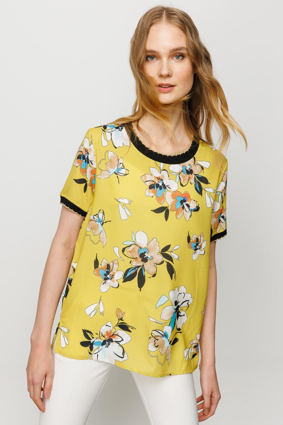 23473Kadın Sıfır Yaka Renkli Desenli Penye T-shirt Sarı