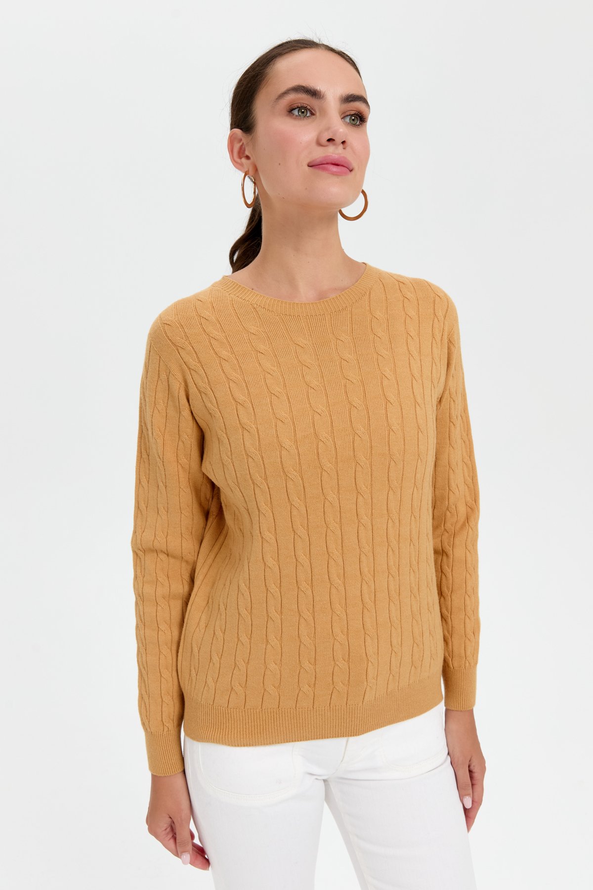 23329Kadın Sıfır Yaka Saç Örgülü Kazak Camel