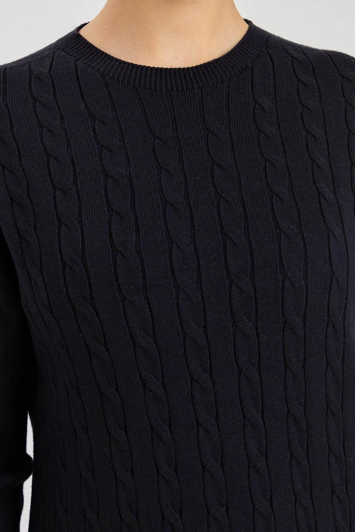 23329Kadın Sıfır Yaka Saç Örgülü Kazak K.Lacivert