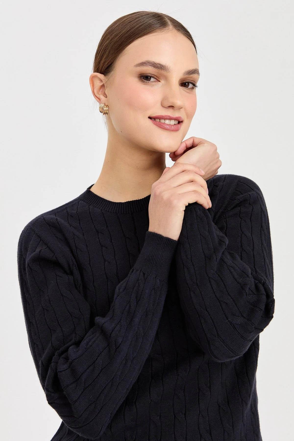 23329Kadın Sıfır Yaka Saç Örgülü Kazak K.Lacivert