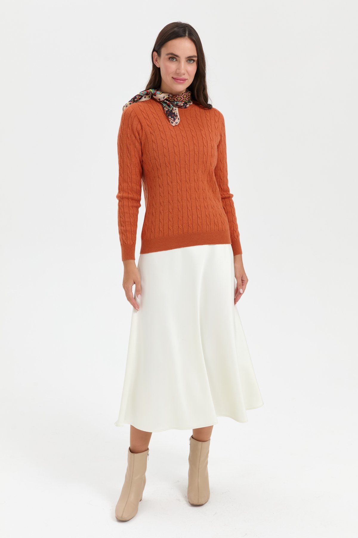 23329Kadın Sıfır Yaka Saç Örgülü Kazak Turuncu