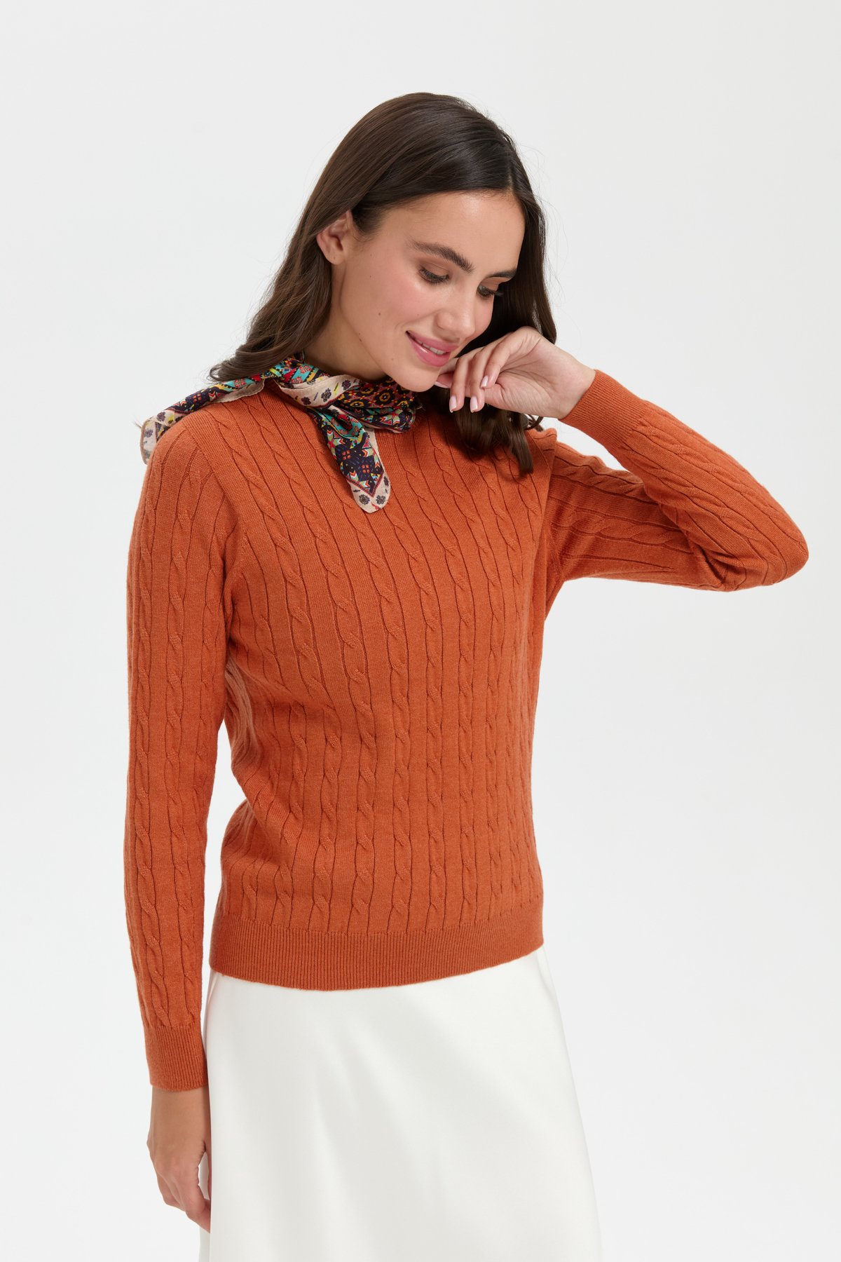 23329Kadın Sıfır Yaka Saç Örgülü Kazak Turuncu