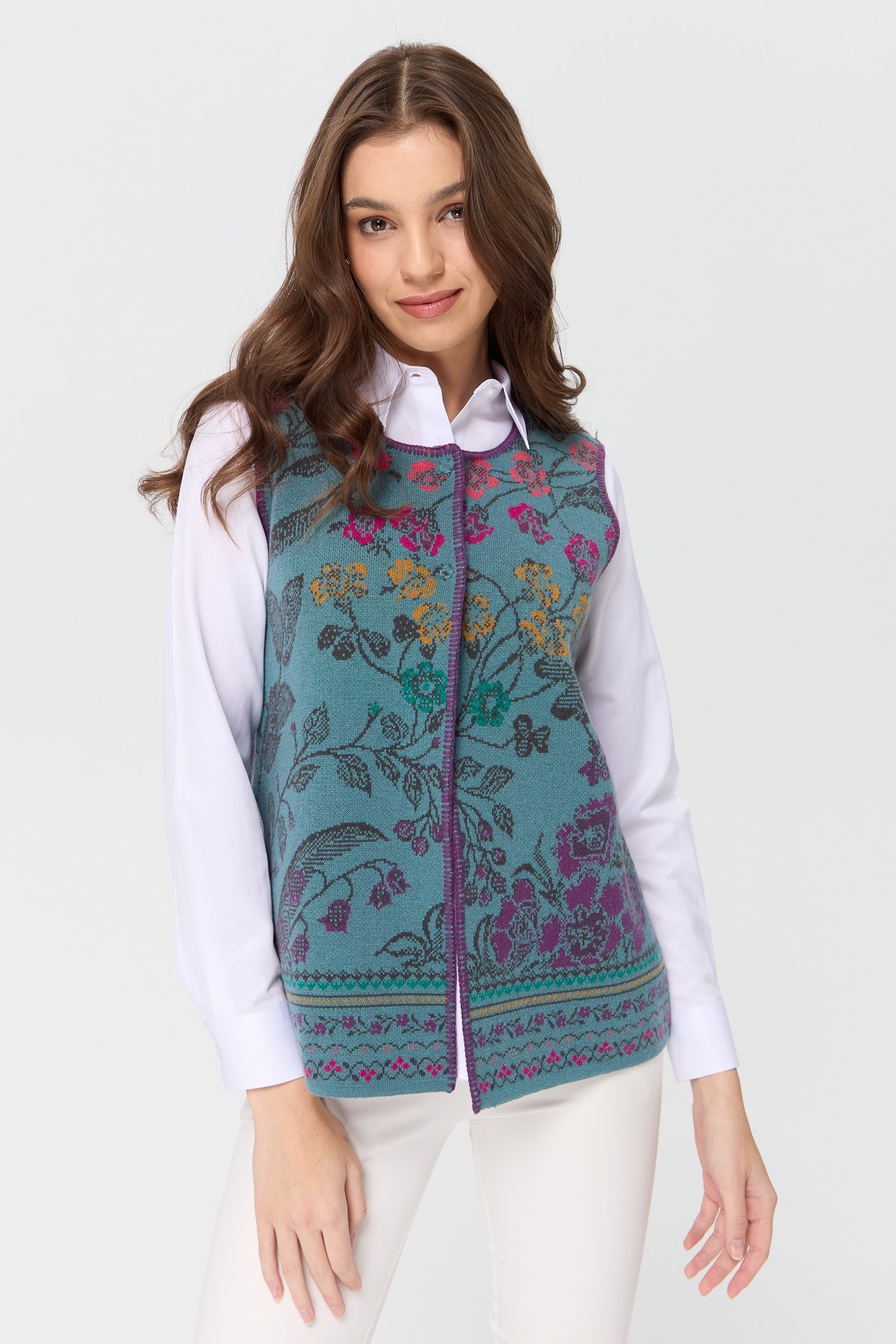 23119Kadın Sıfır Yaka Sarmaşık Desenli Yün Yelek M.Yeşili