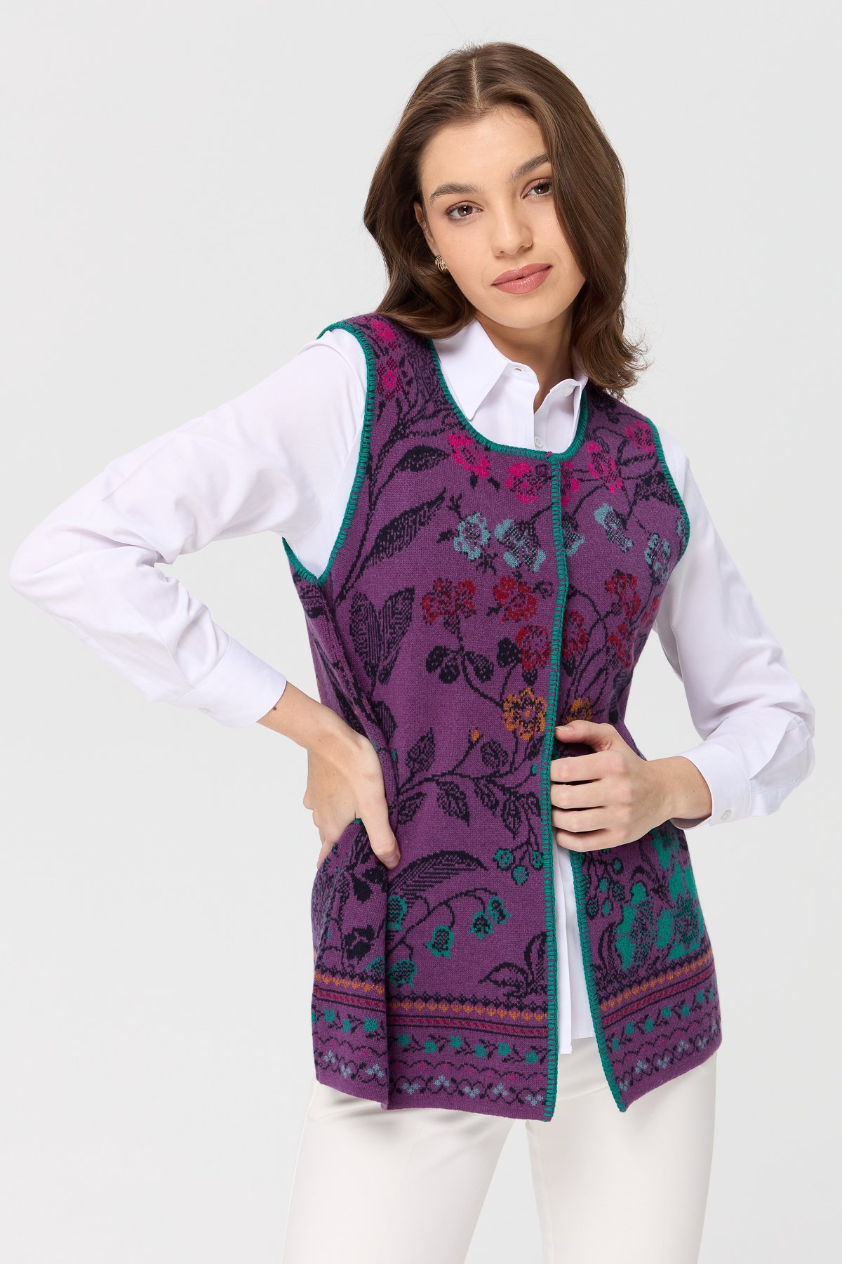 23119Kadın Sıfır Yaka Sarmaşık Desenli Yün Yelek A.Mor