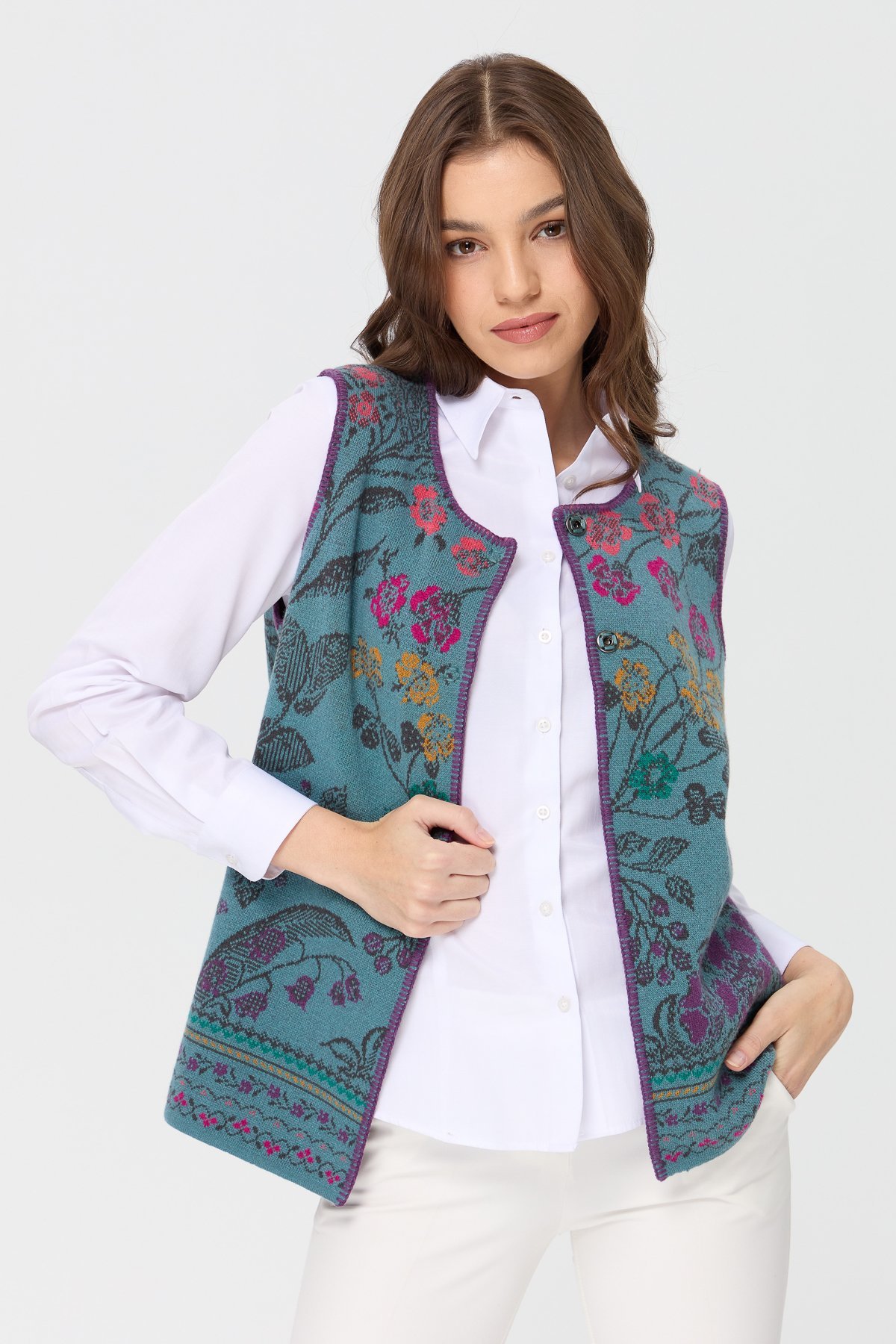 23119Kadın Sıfır Yaka Sarmaşık Desenli Yün Yelek M.Yeşili