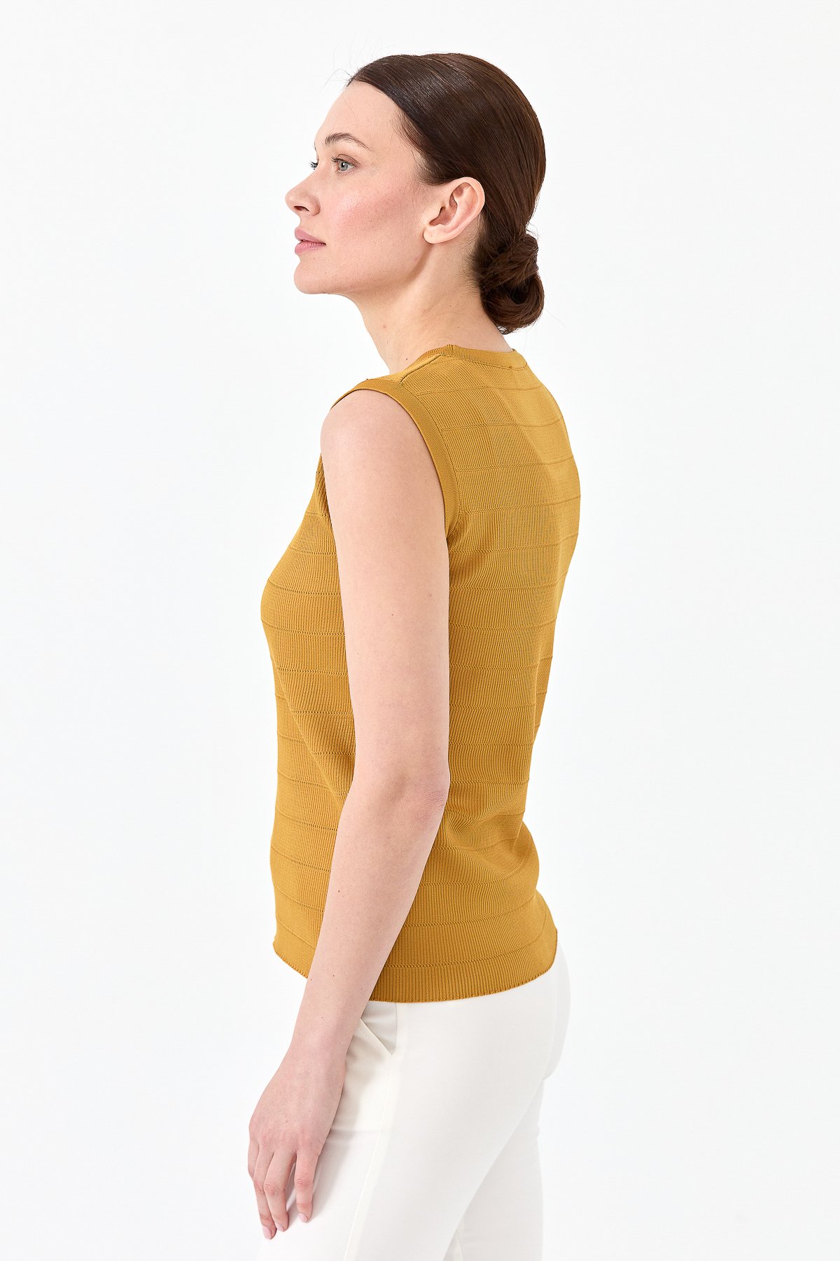 22358Kadın Sıfır Yaka Sıfır Kol Atlet Bluz Hardal