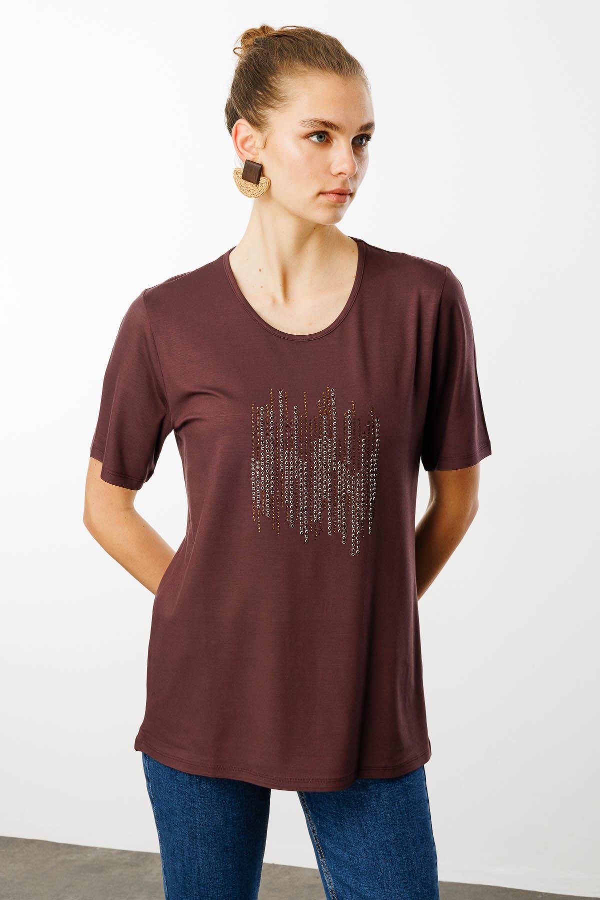25769Kadın Sıfır Yaka Taş Baskılı Penye T-Shirt Kahve