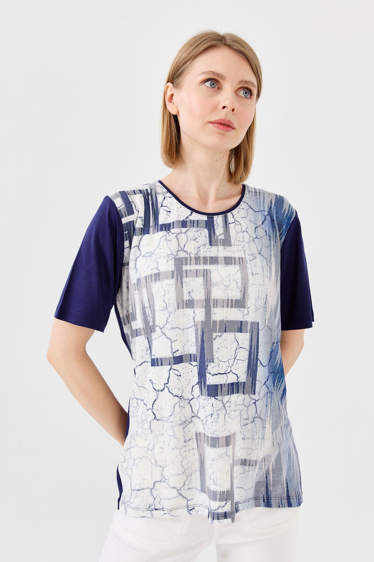 23757Kadın Sıfır Yaka Taşlı Penye T-shirt Lacivert