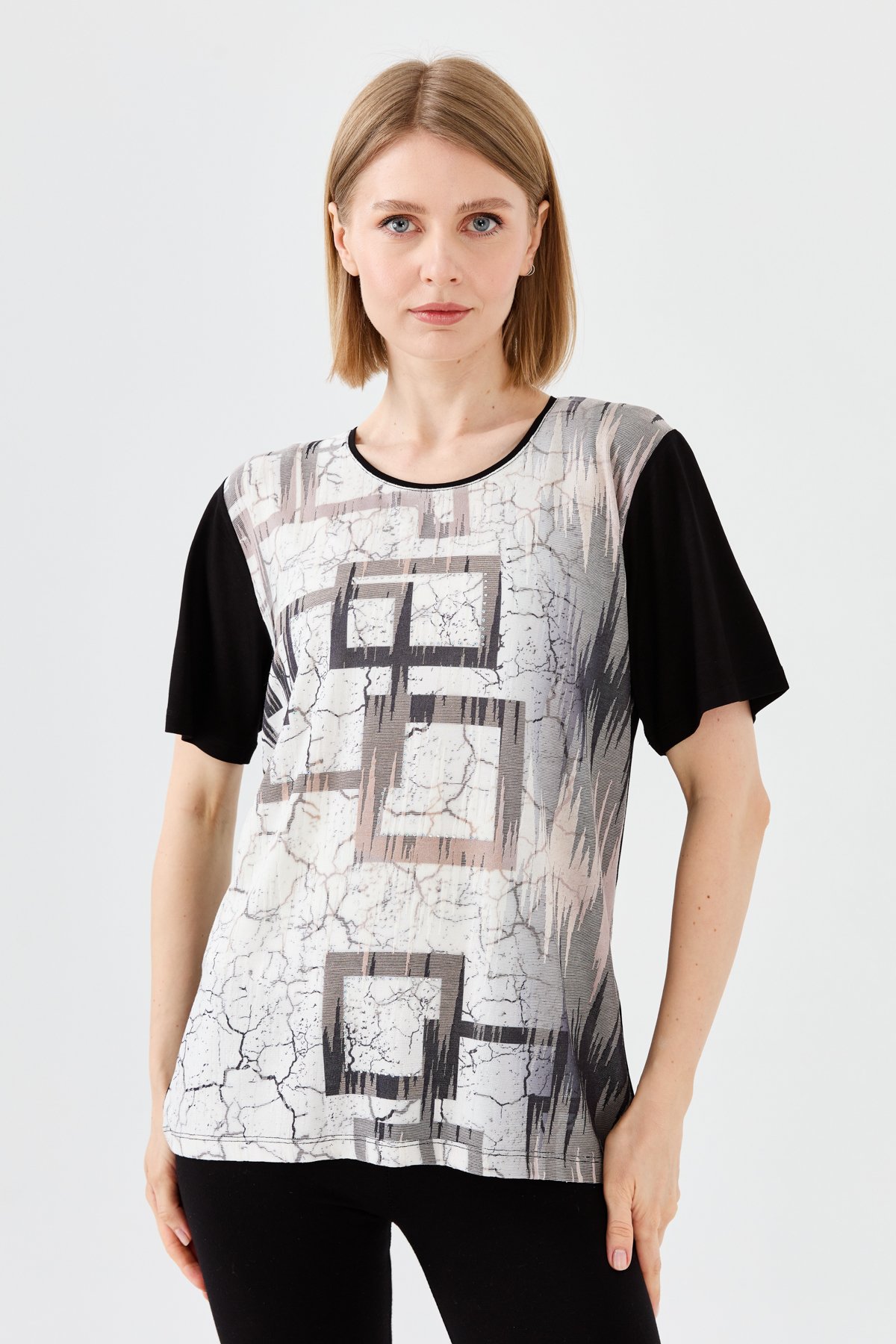 23757Kadın Sıfır Yaka Taşlı Penye T-shirt Siyah