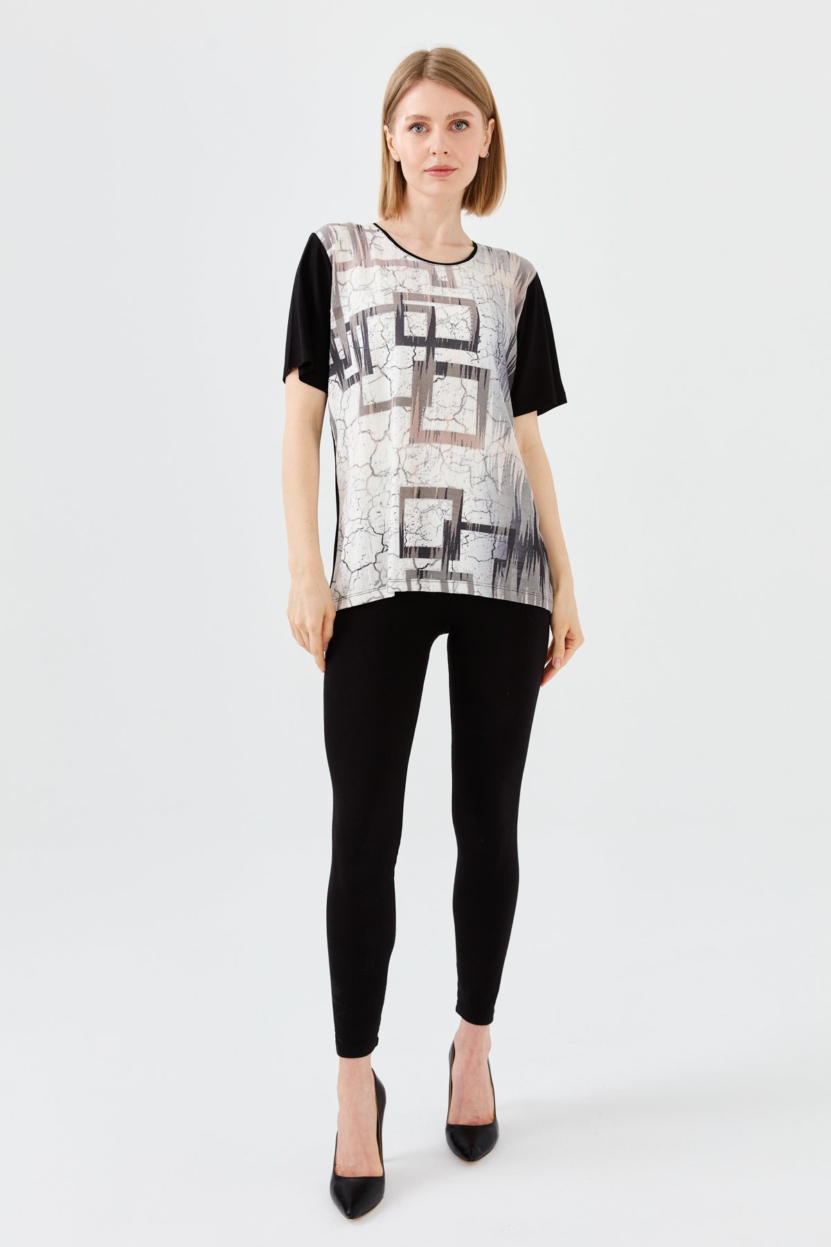 23757Kadın Sıfır Yaka Taşlı Penye T-shirt Siyah