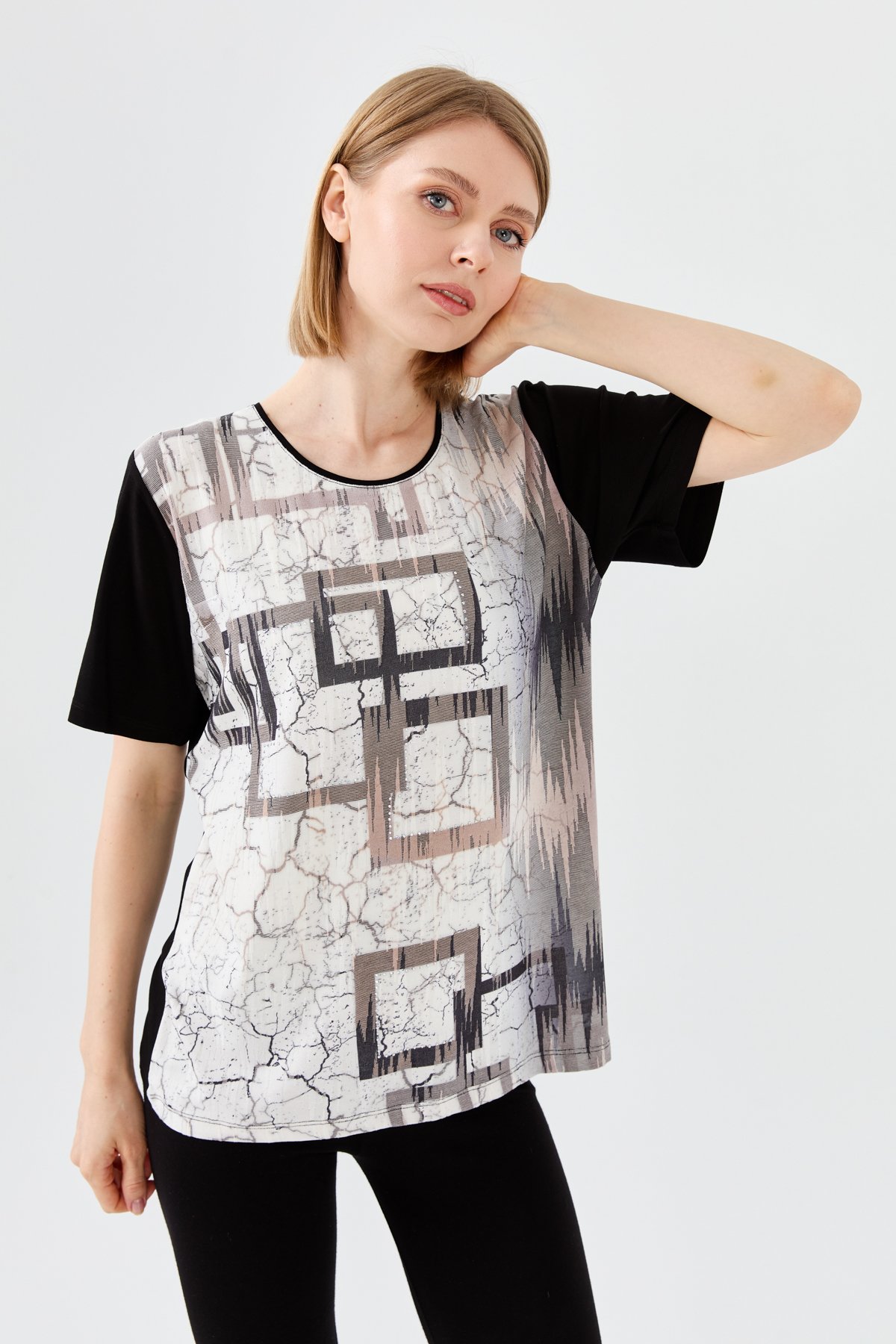 23757Kadın Sıfır Yaka Taşlı Penye T-shirt Siyah