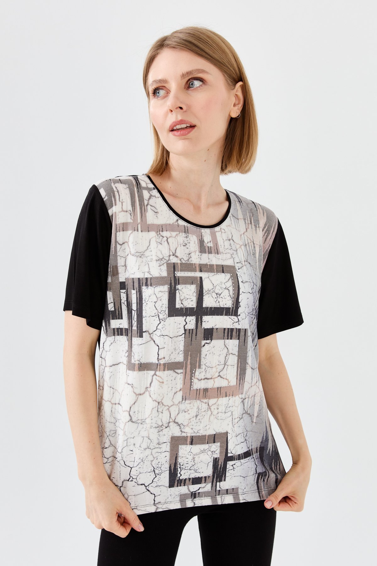 23757Kadın Sıfır Yaka Taşlı Penye T-shirt Siyah