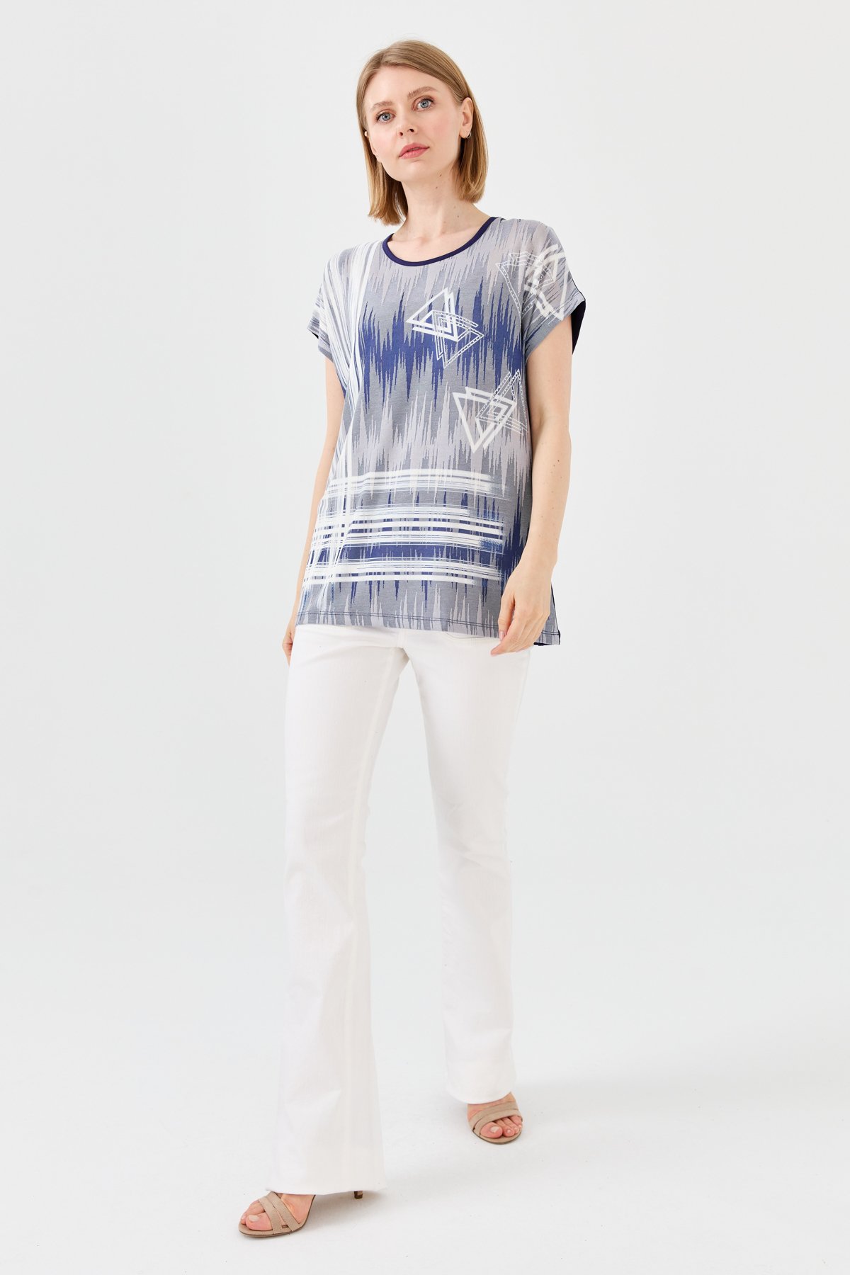 23762Kadın Sıfır Yaka Üçgen Baskılı Penye T-shirt Lacivert