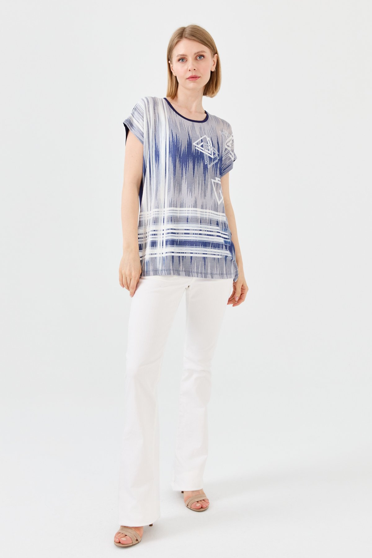 23762Kadın Sıfır Yaka Üçgen Baskılı Penye T-shirt Lacivert