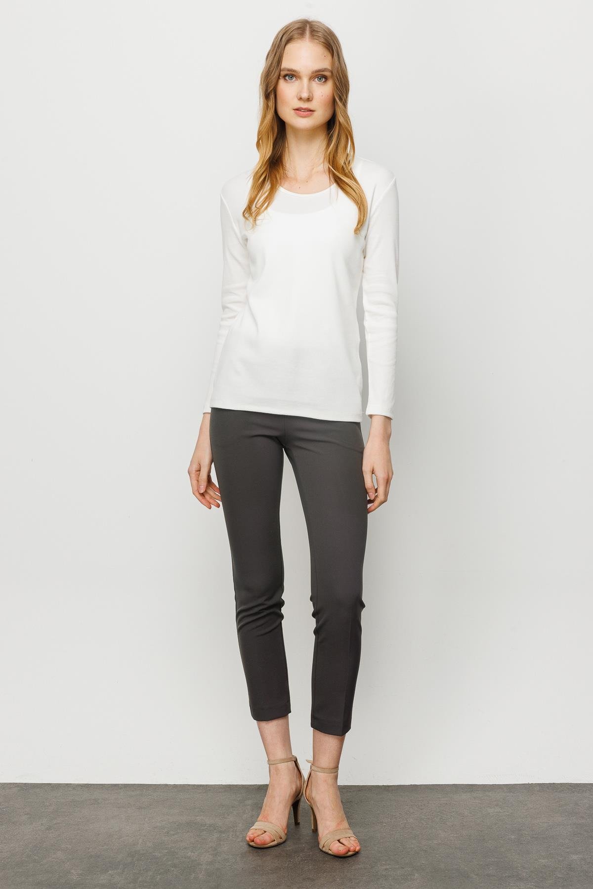 23756Kadın Sıfır Yaka Uzun Kol Basic Pamuklu Bluz Beyaz