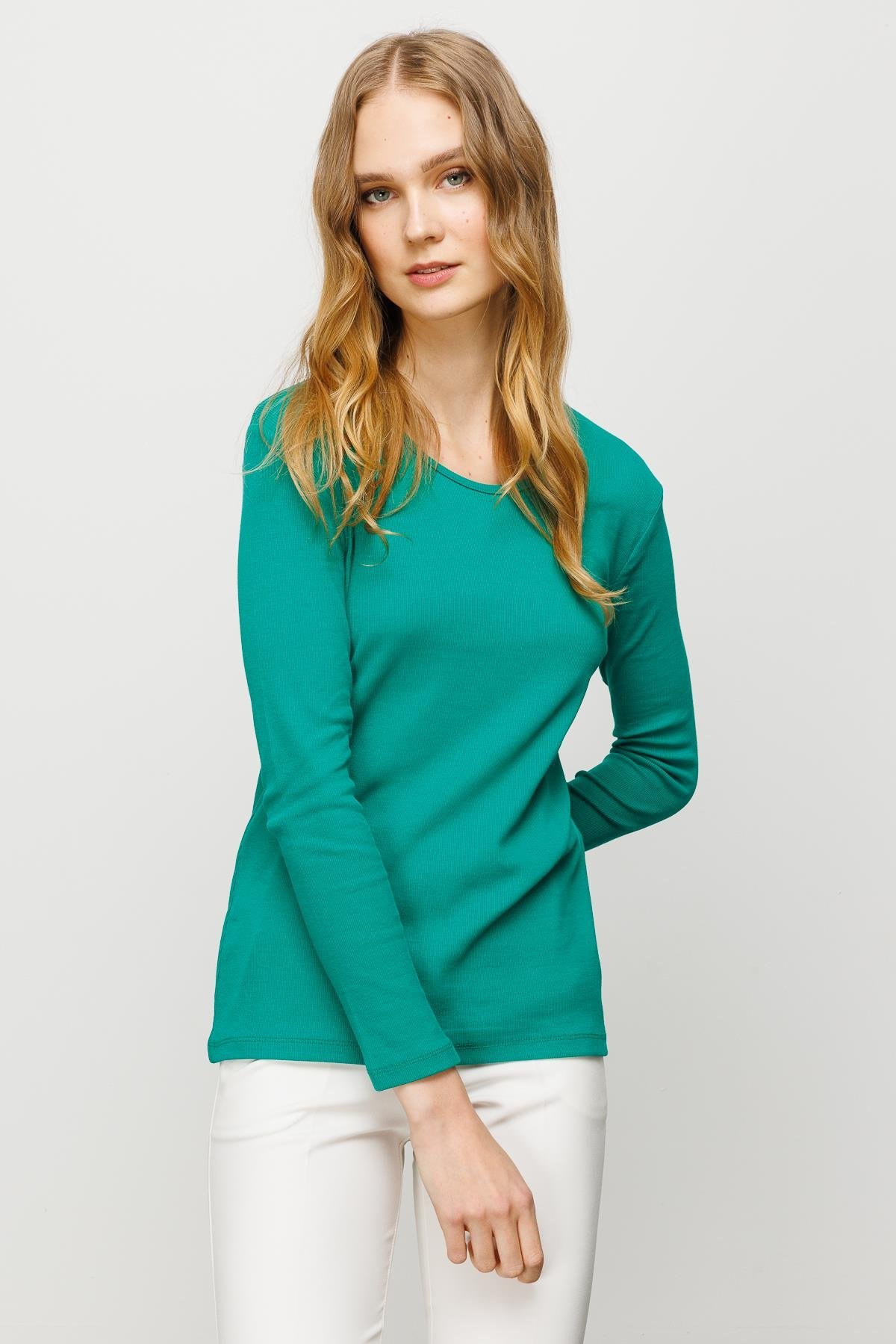 23756Kadın Sıfır Yaka Uzun Kol Basic Pamuklu Bluz Yeşil