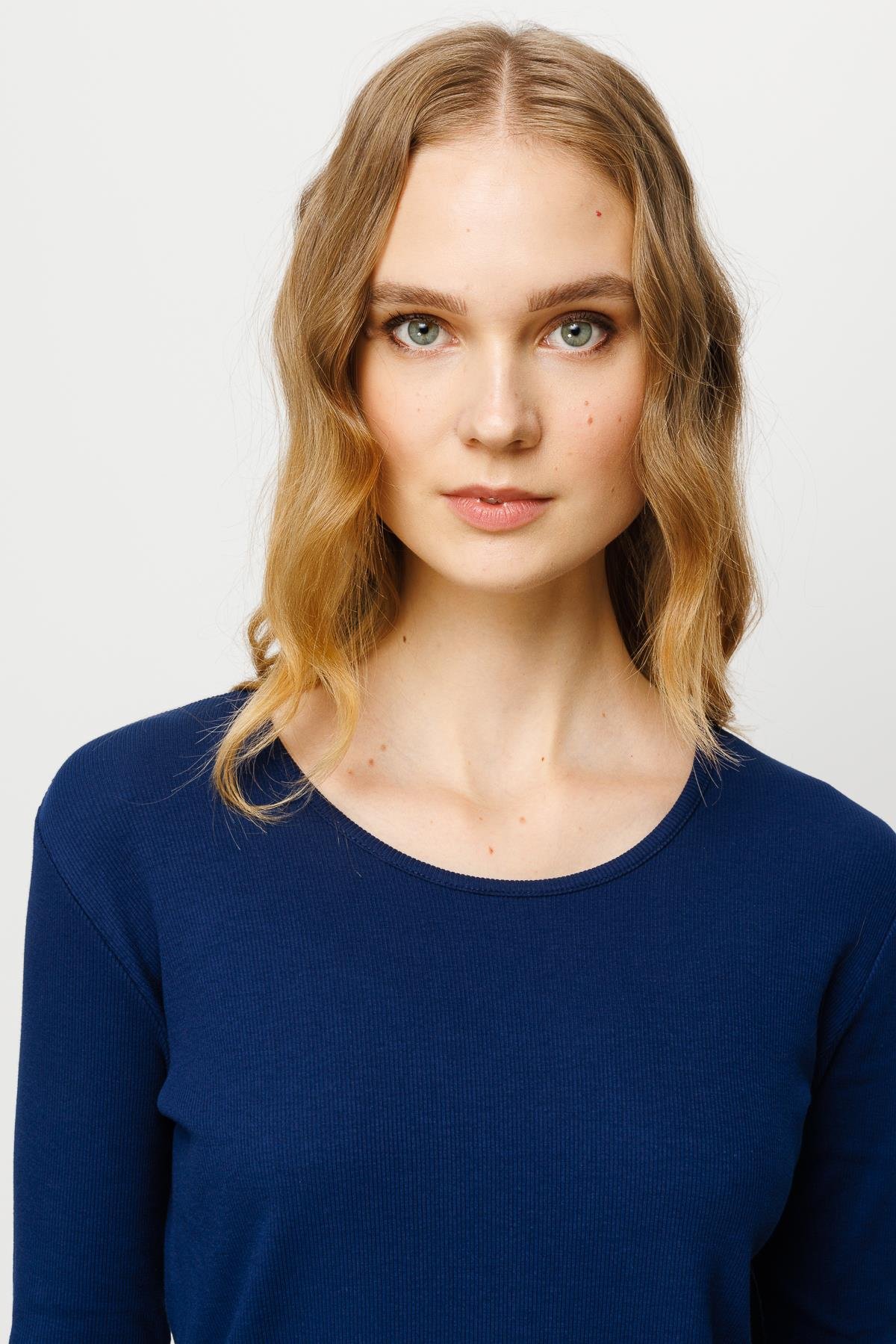 23756Kadın Sıfır Yaka Uzun Kol Basic Pamuklu Bluz Lacivert