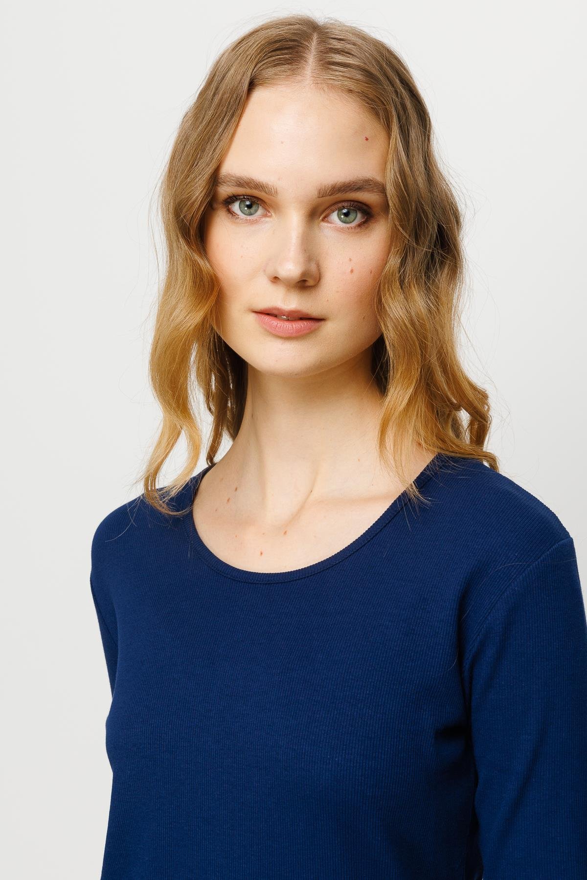 23756Kadın Sıfır Yaka Uzun Kol Basic Pamuklu Bluz Lacivert