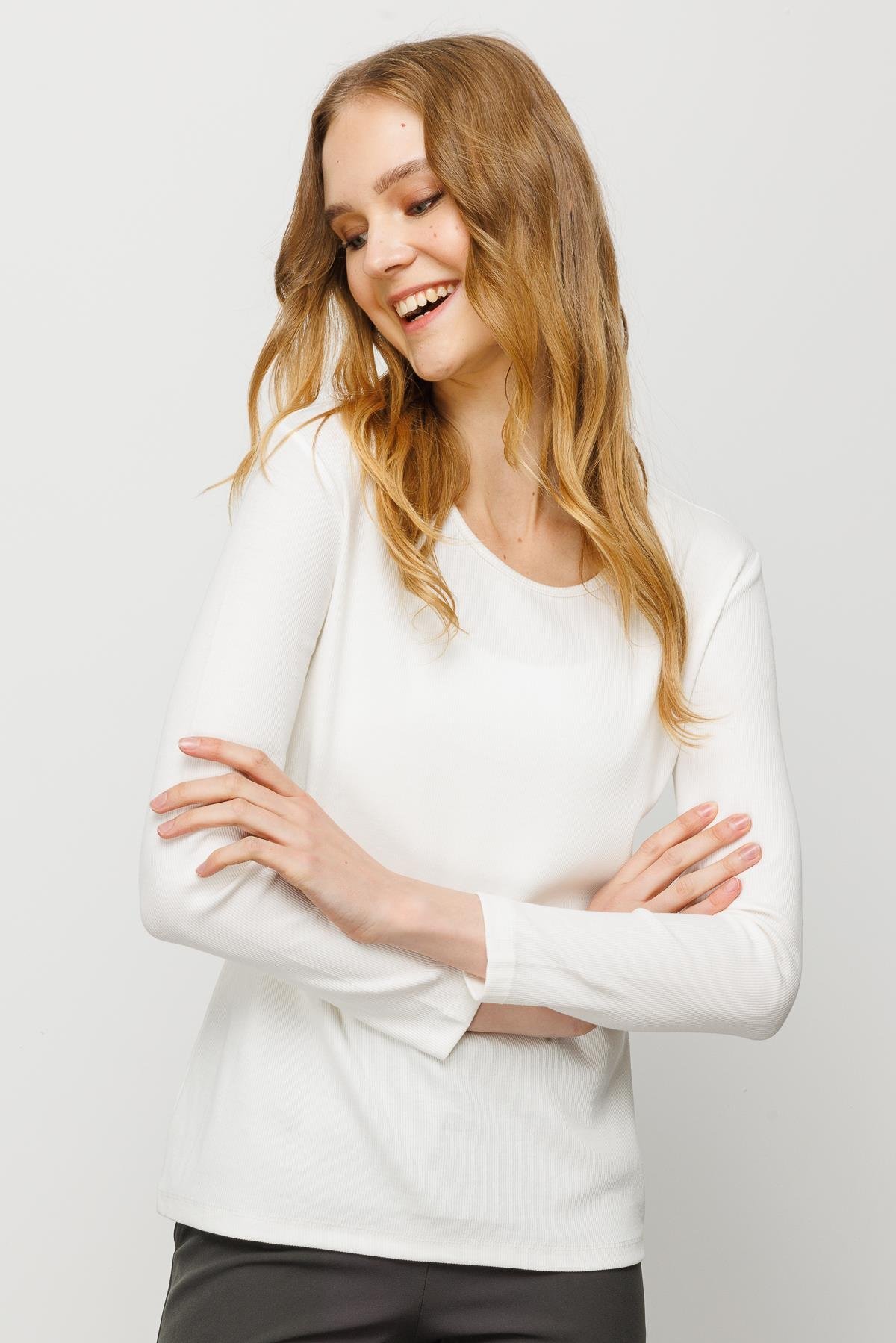 23756Kadın Sıfır Yaka Uzun Kol Basic Pamuklu Bluz Beyaz