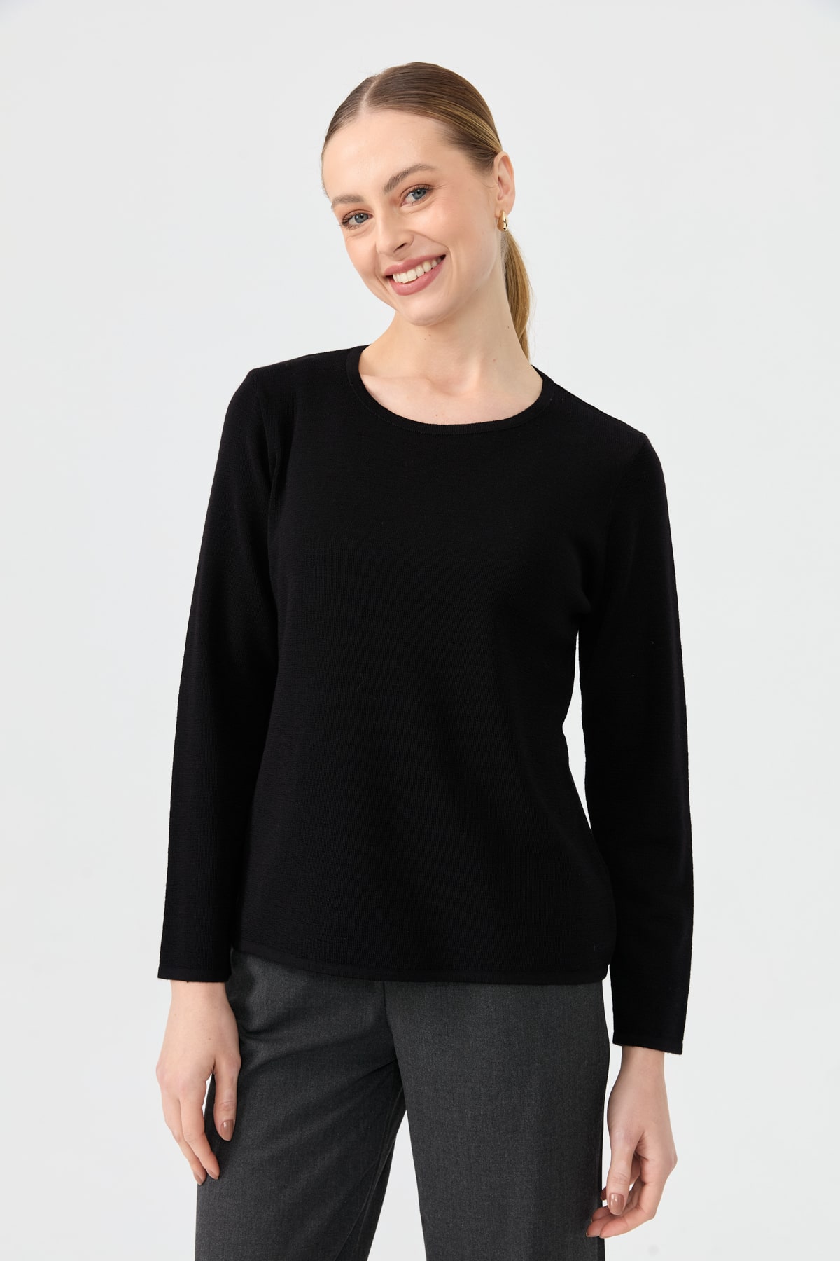 24113Kadın Sıfır Yaka Uzun Kollu Basic Yün Bluz Siyah