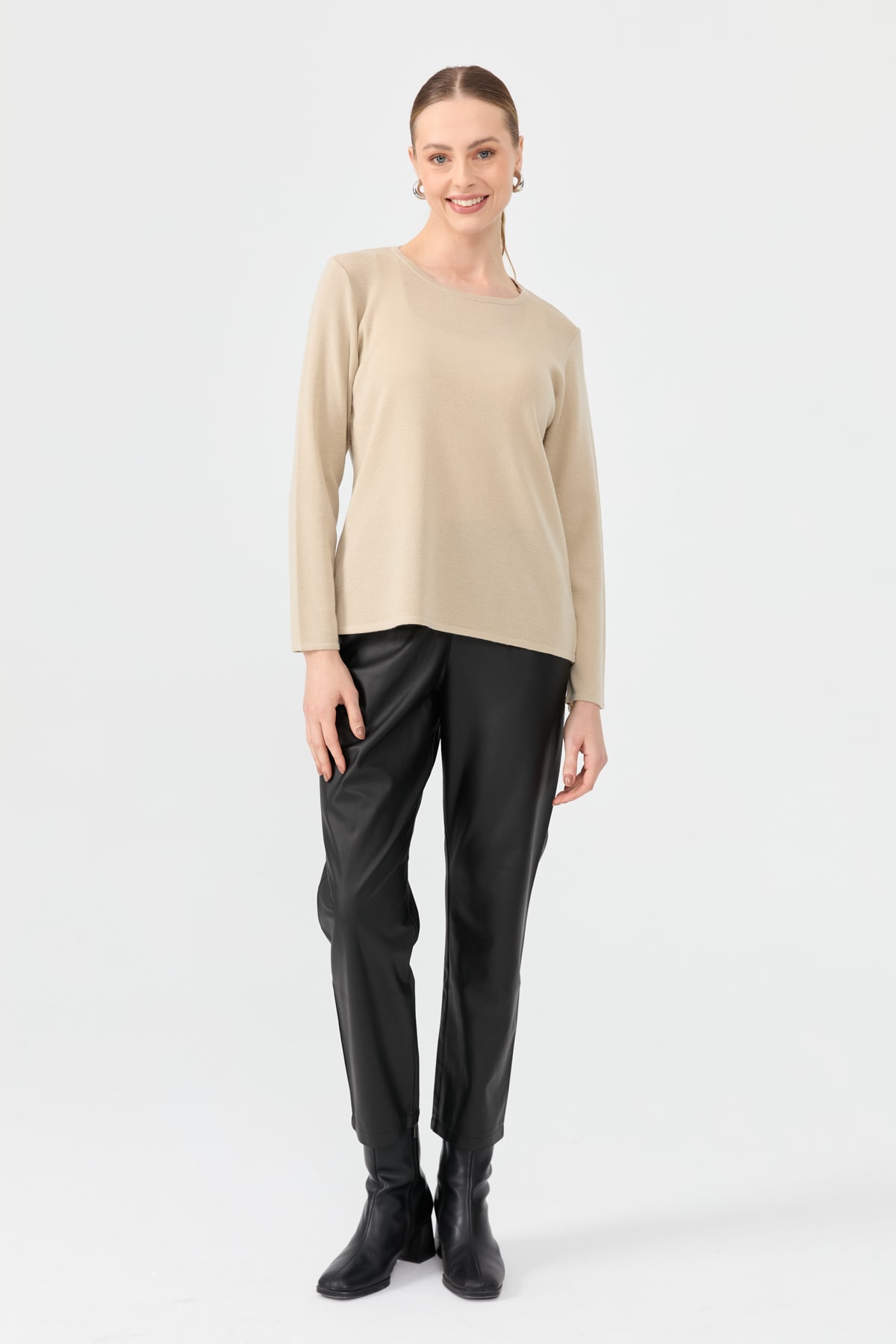 24113Kadın Sıfır Yaka Uzun Kollu Basic Yün Bluz M.Bej