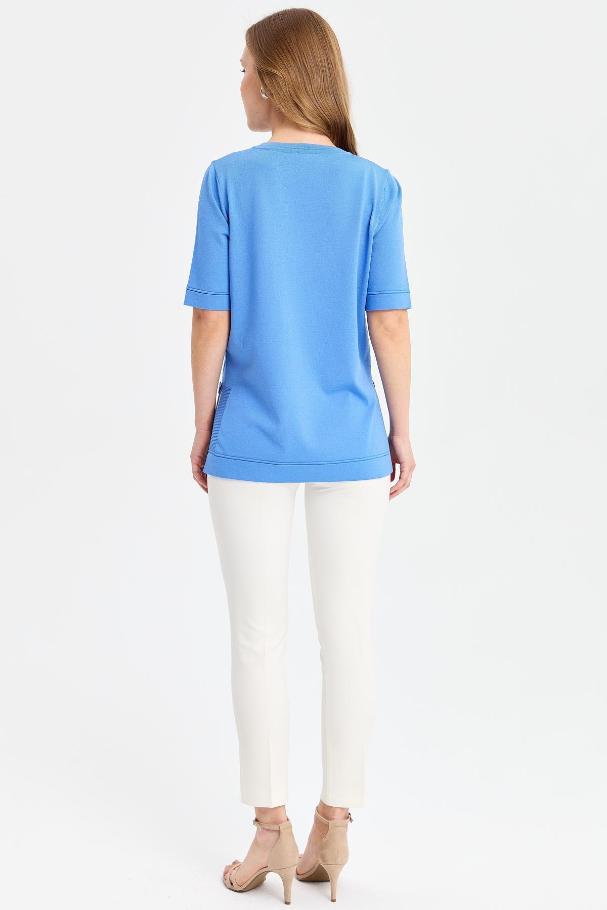 24350Kadın Sıfır Yaka Yanı Düğmeli İnce Triko Bluz Mavi