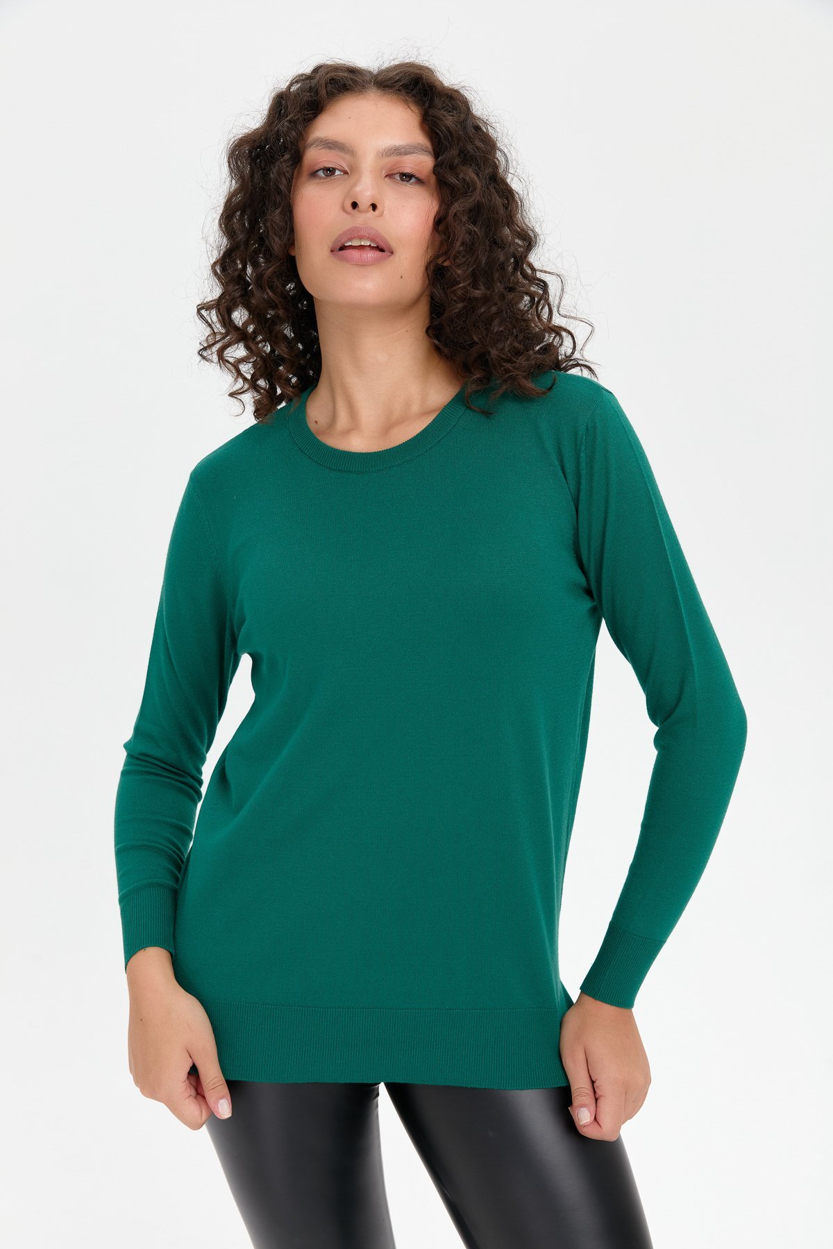 24358Kadın Sıfır Yaka Yanı Yırtmaçlı Kazak Ö.Başı