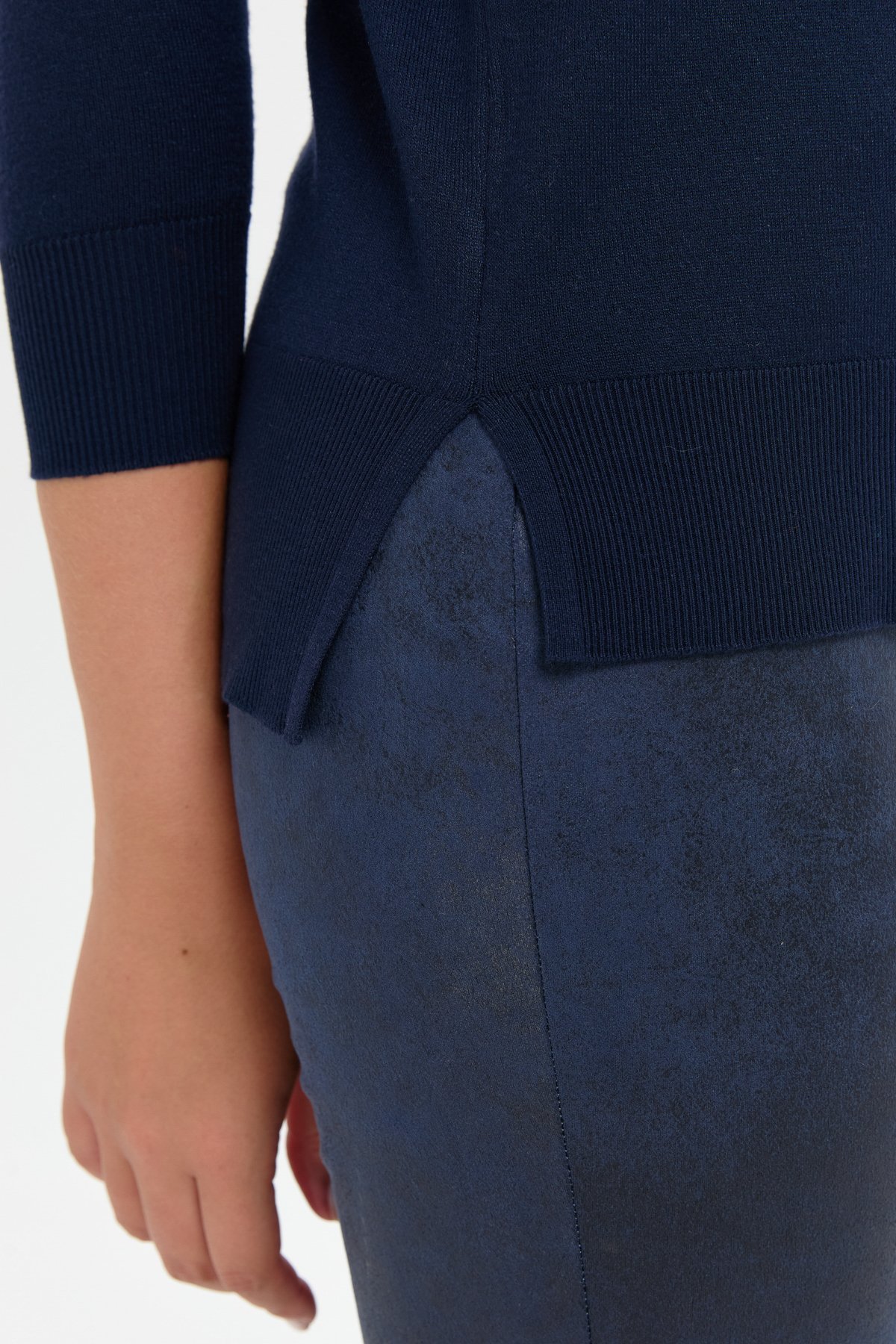 24358Kadın Sıfır Yaka Yanı Yırtmaçlı Kazak K.Lacivert