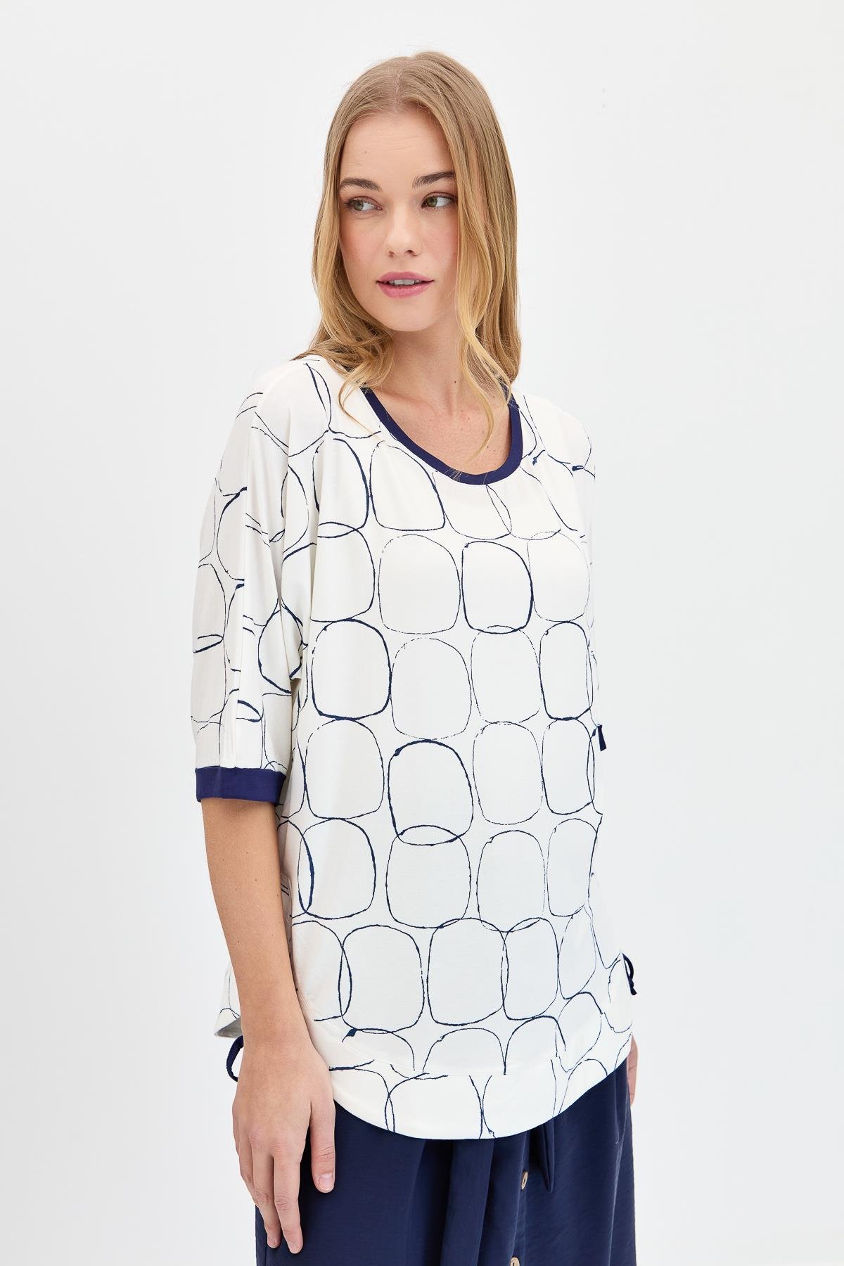 23720Kadın Sıfır Yaka Yanı Yırtmaçlı Penye T-shirt Ekru/Laci