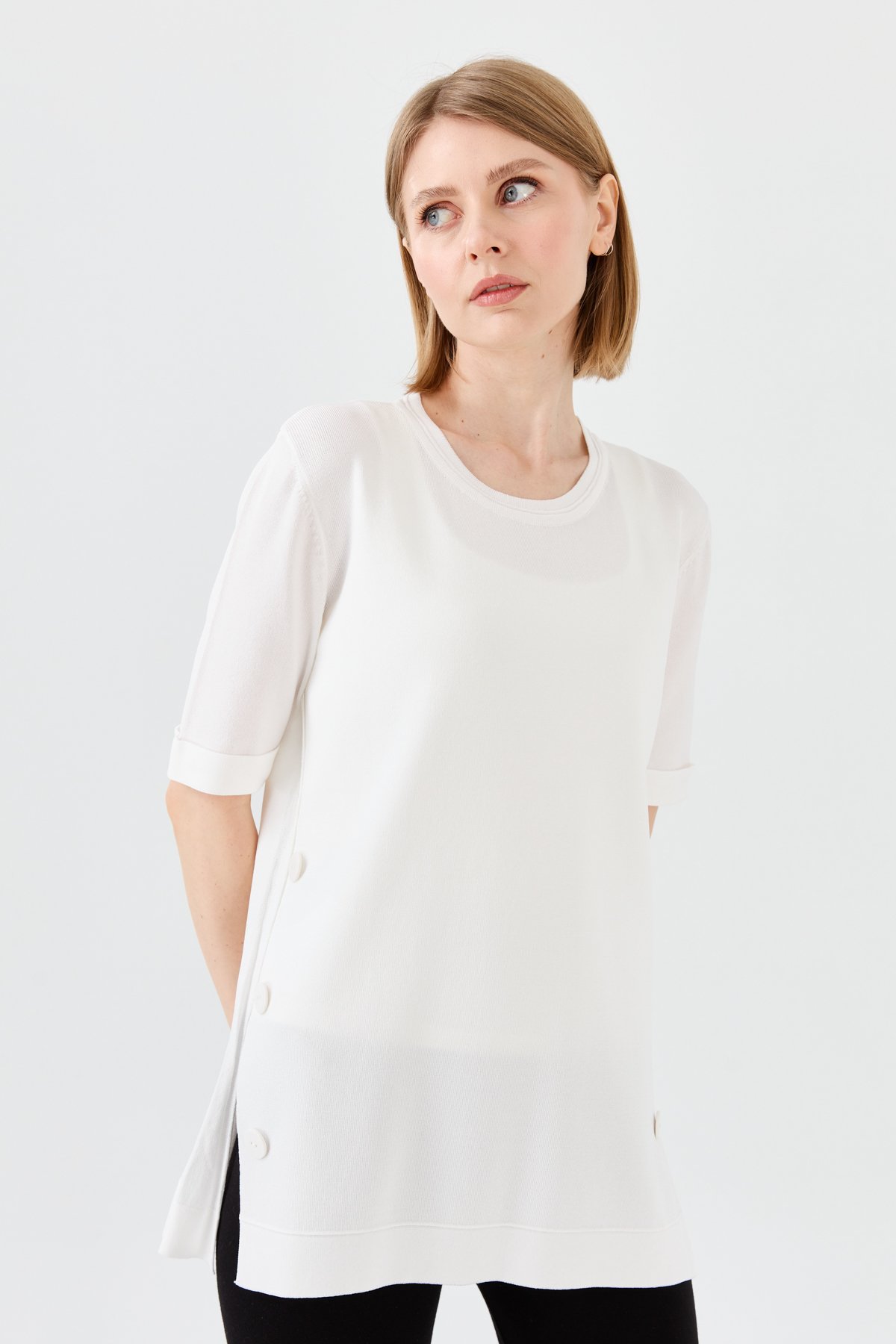 23354Kadın Sıfır Yaka Yazlık Triko Bluz Ekru