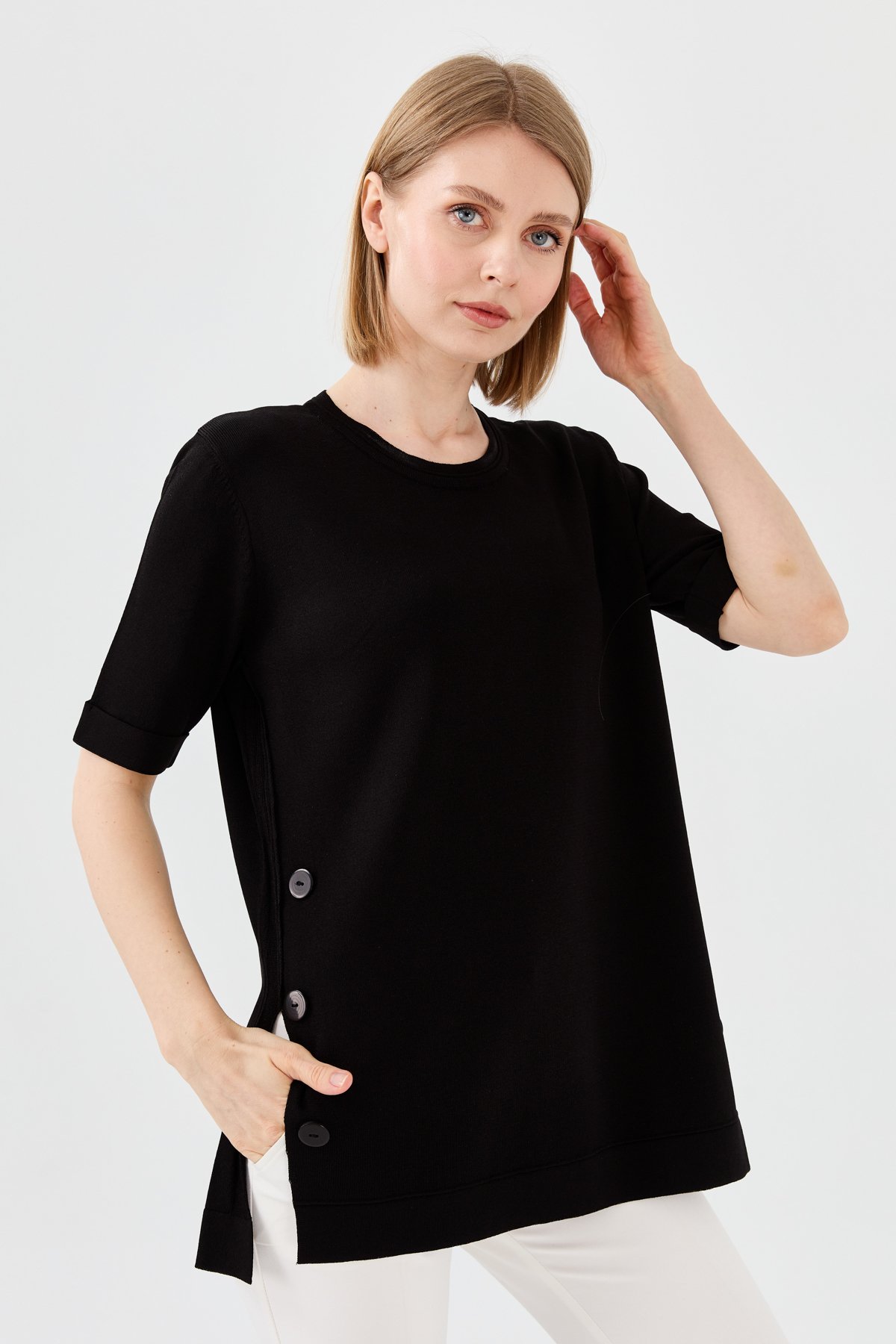 23354Kadın Sıfır Yaka Yazlık Triko Bluz Siyah