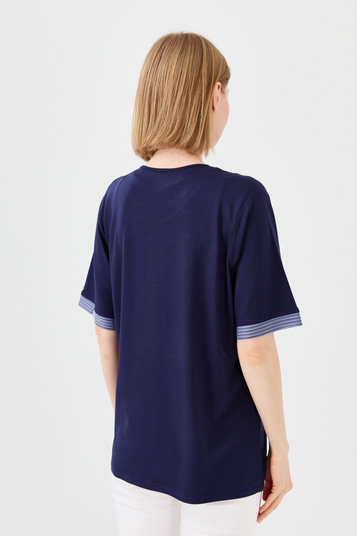 23764Kadın Sıfır Yaka Zincir Bantlı Penye T-shirt Lacivert