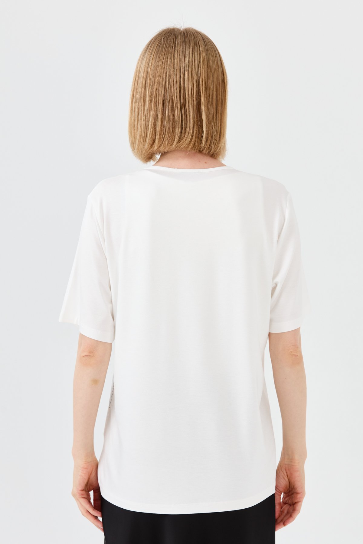 23768Kadın Sıfır Yaka Zincir Kumaşlı Penye T-shirt Kemik