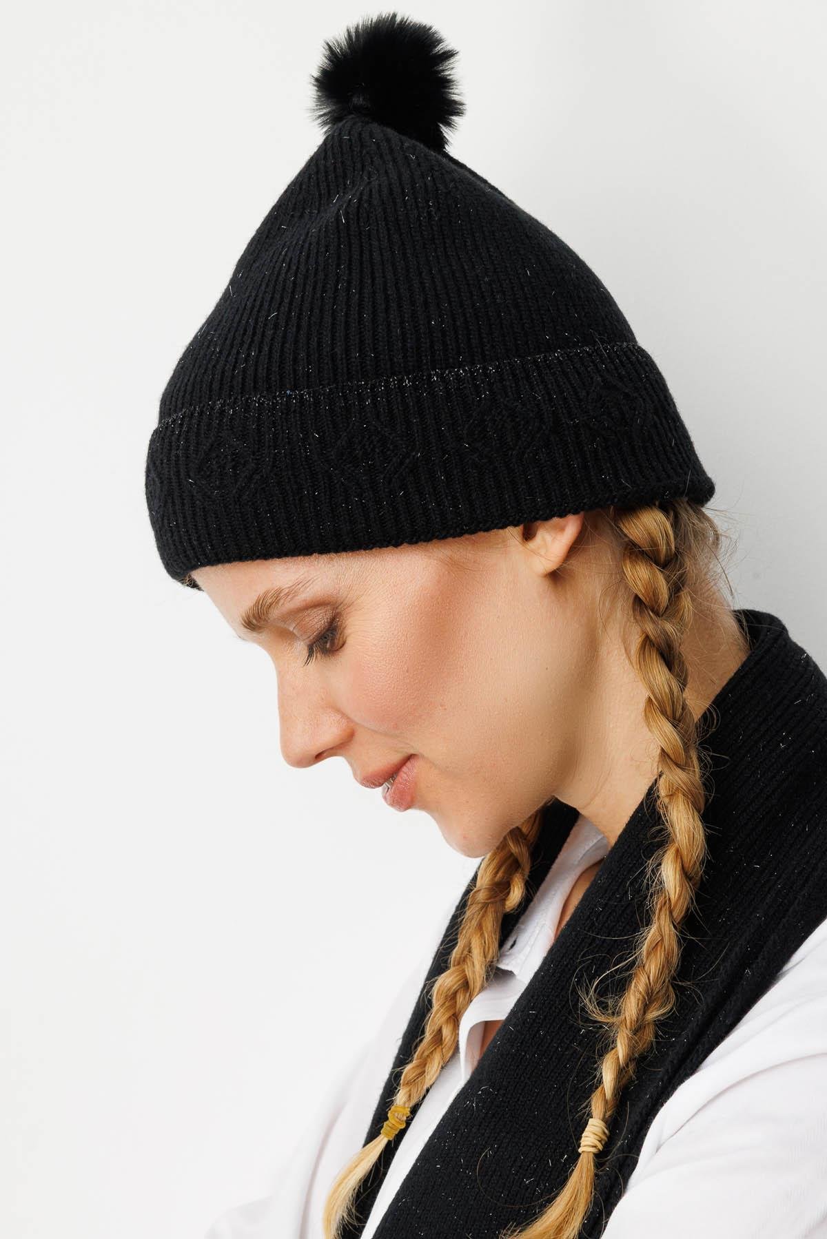 25072Kadın Simli Jakarlı Ponponlu Yün Şapka Siyah