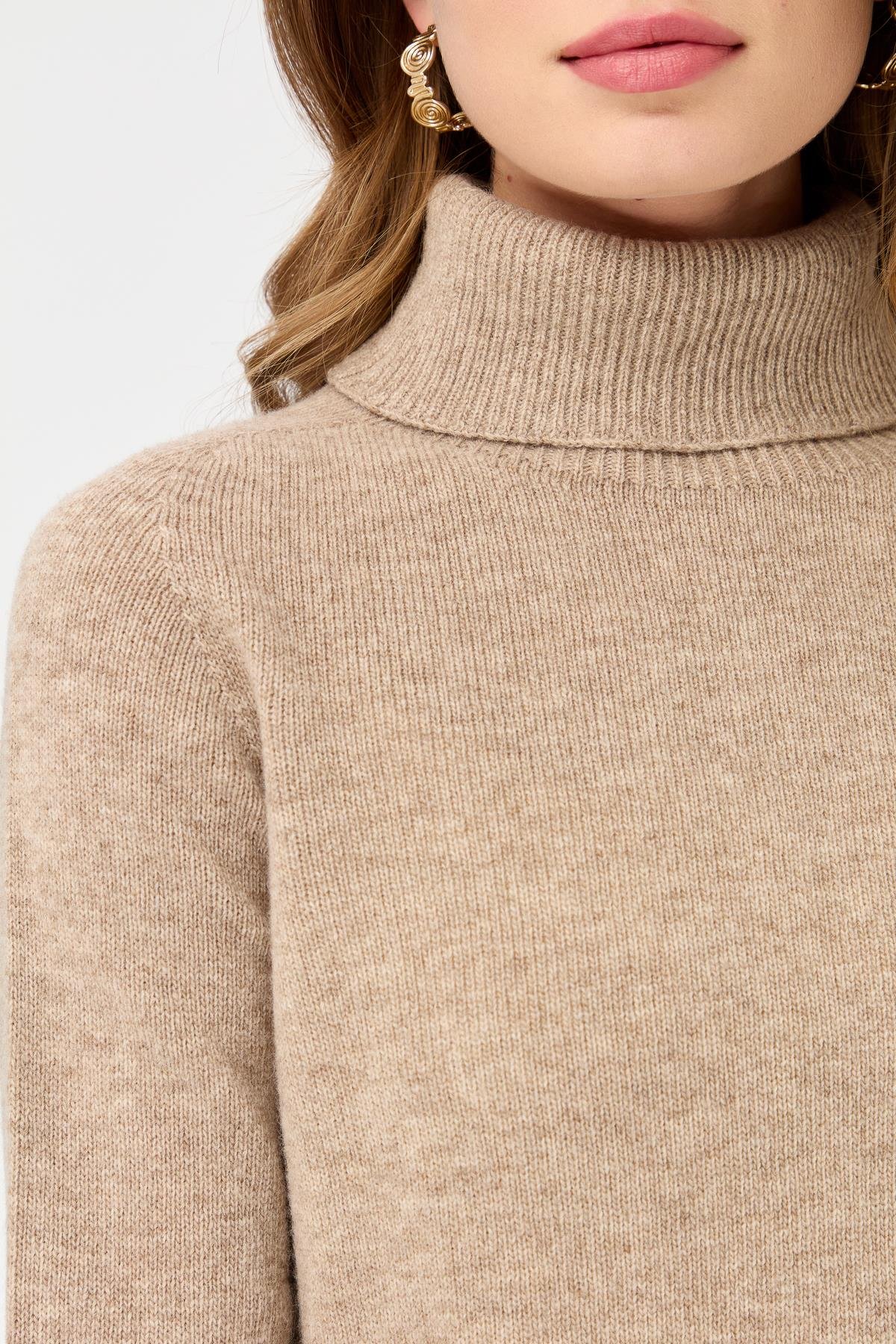 23164Kadın Tam Balıkçı Yaka Klasik Yün Kazak K.Bej