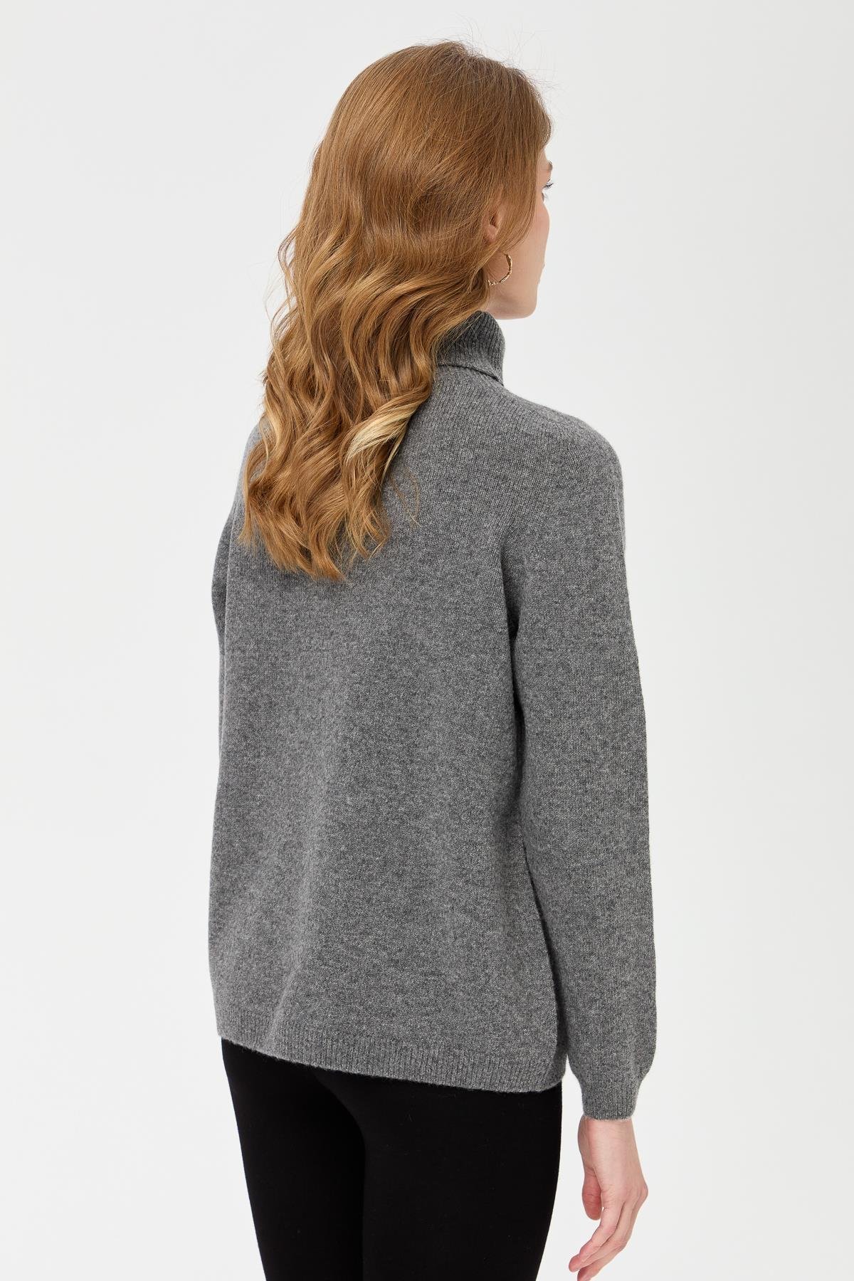 23164Kadın Tam Balıkçı Yaka Klasik Yün Kazak Füme