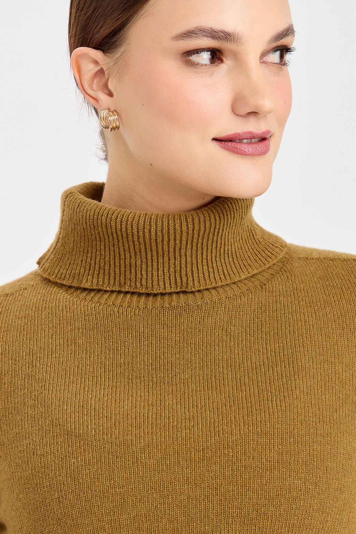 23164Kadın Tam Balıkçı Yaka Klasik Yün Kazak O.Haki