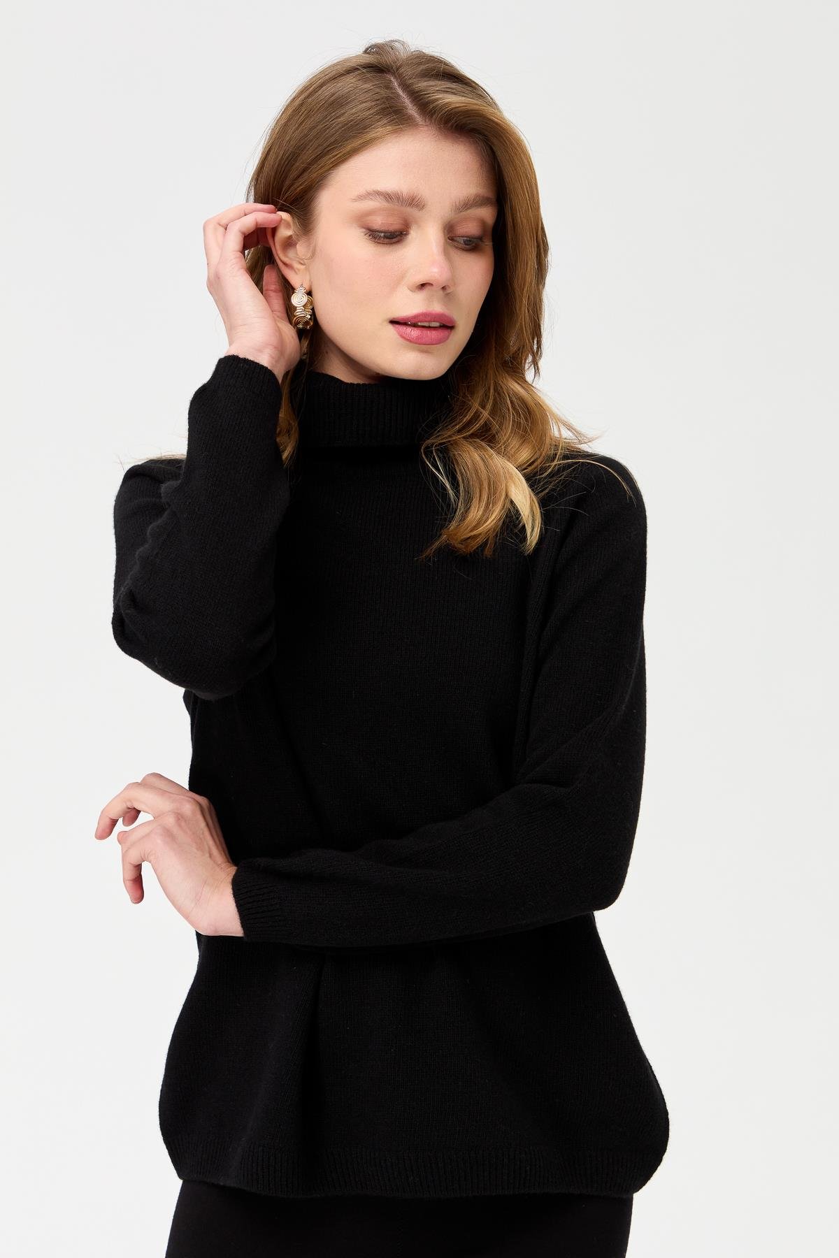 23164Kadın Tam Balıkçı Yaka Klasik Yün Kazak Siyah